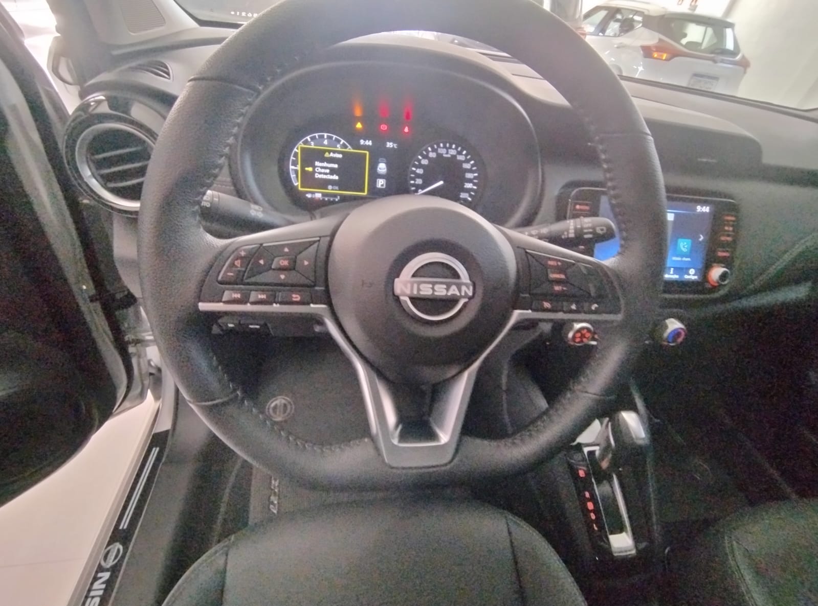 Nissan Kicks Play - 1.6 16V FLEXSTART ADVANCE PLUS XTRONIC