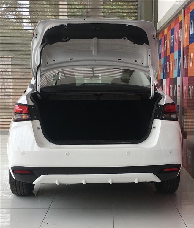 Nissan Versa - 1.6 16V FLEX SENSE XTRONIC