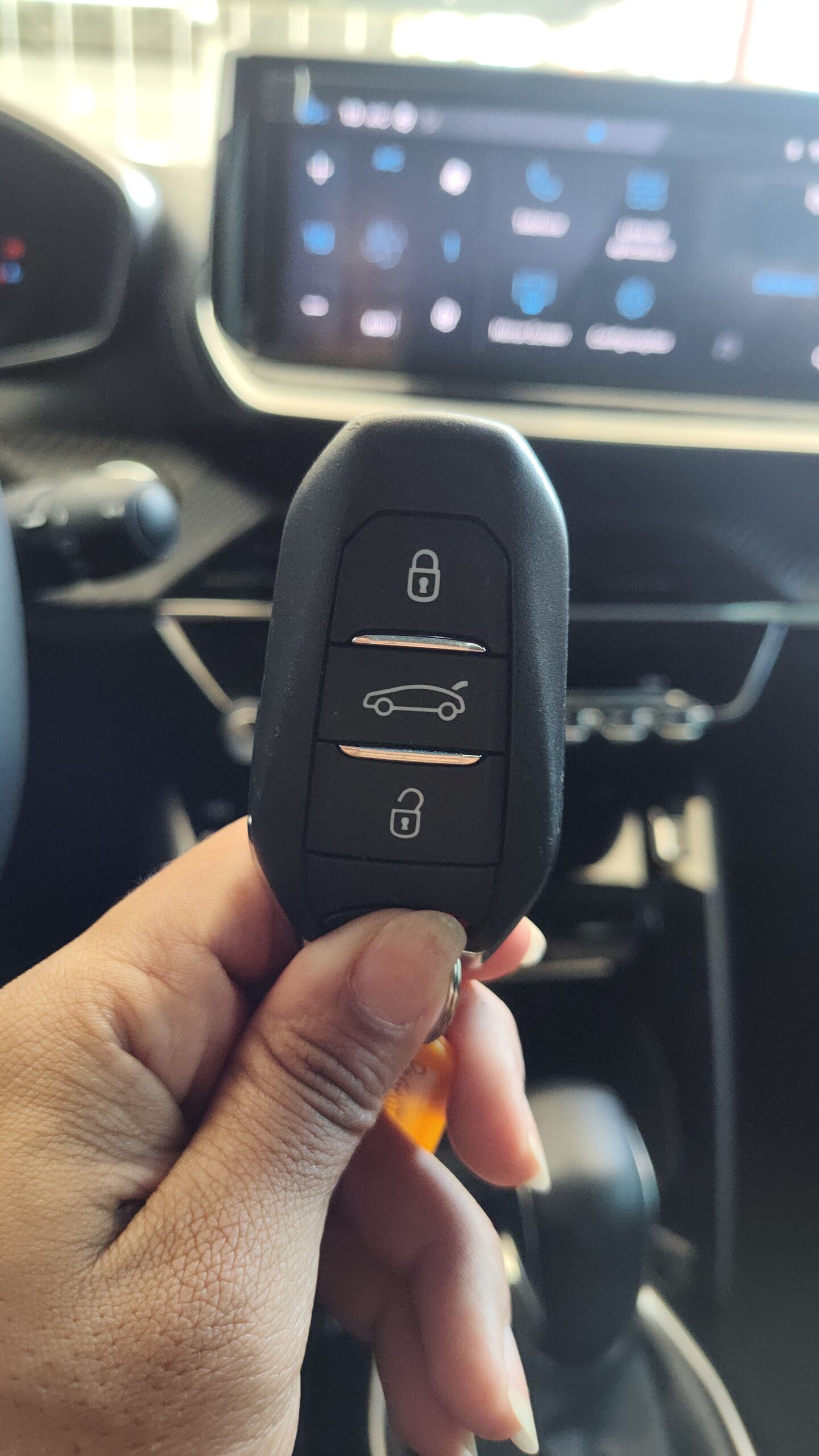 Peugeot 2008 - 1.0 TURBO 200 FLEX ALLURE CVT