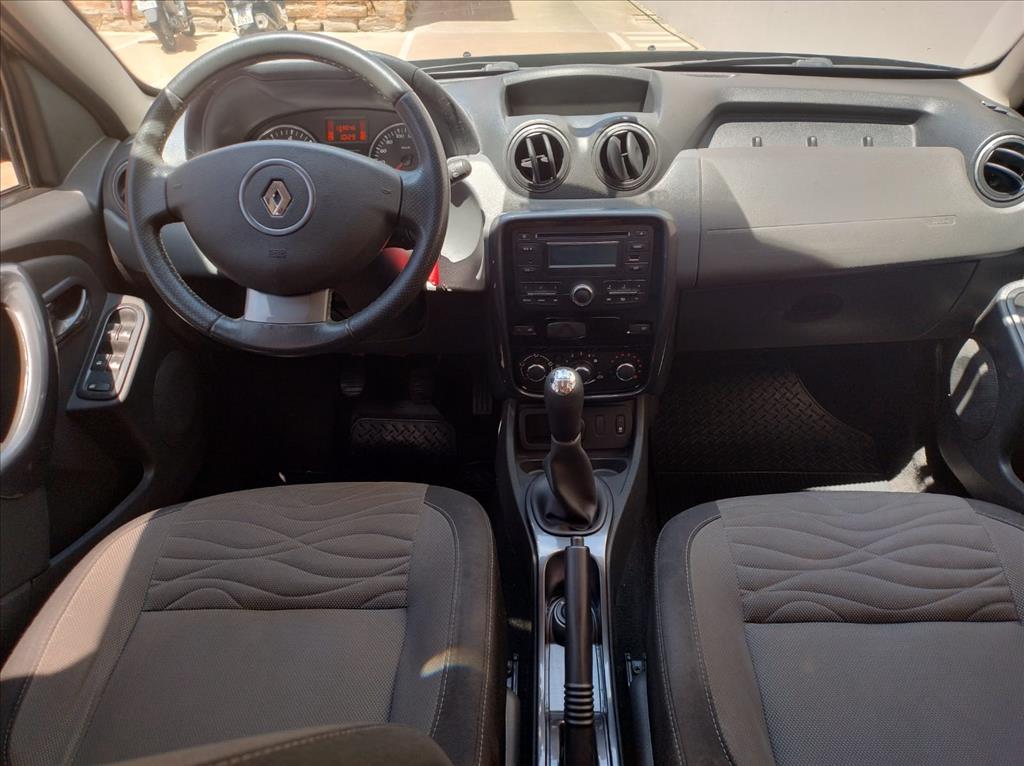 Renault Duster - 1.6 DYNAMIQUE 4X2 16V FLEX 4P MANUAL