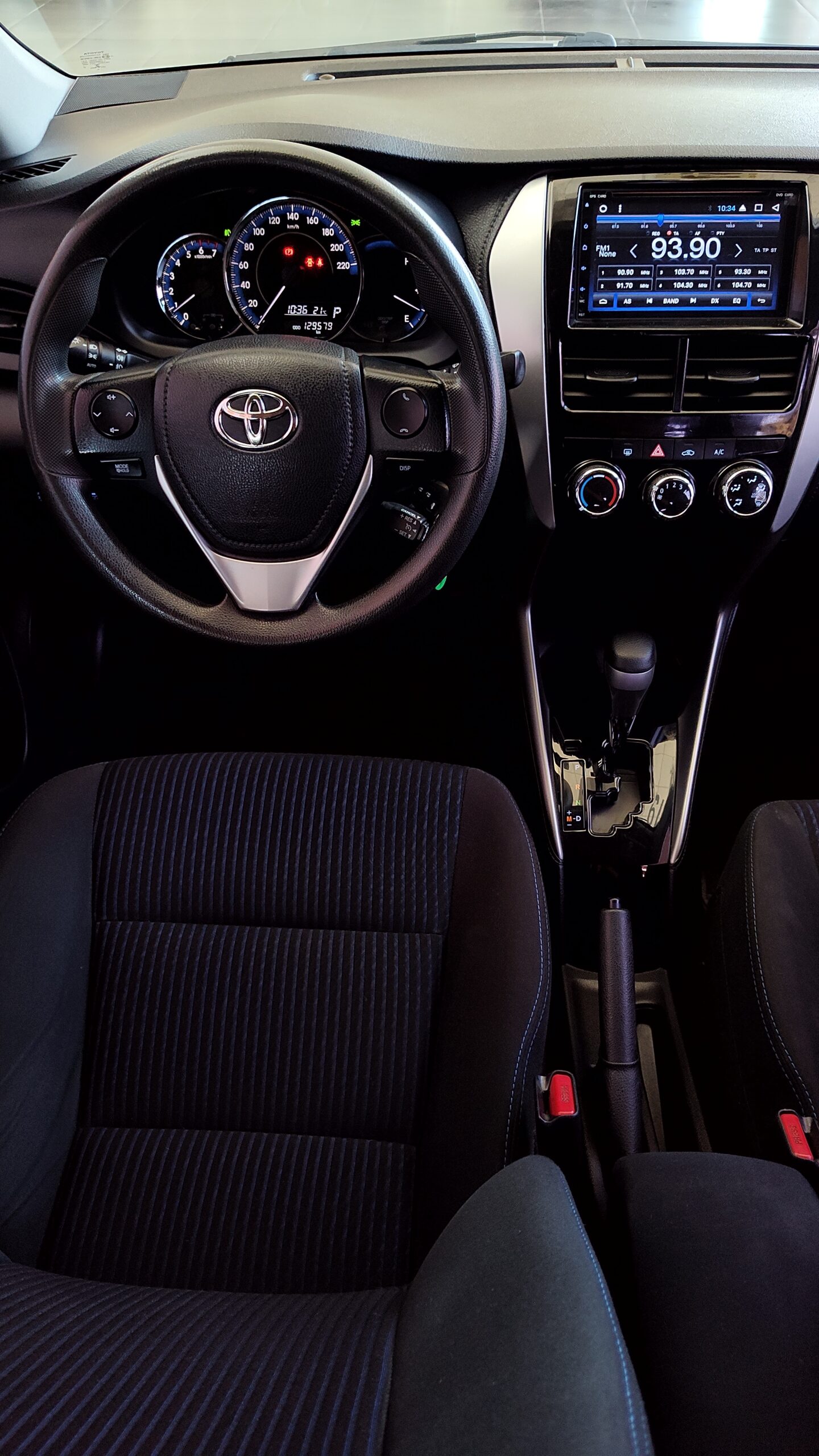 Toyota Yaris - 1.5 16V FLEX SEDAN XL MULTIDRIVE