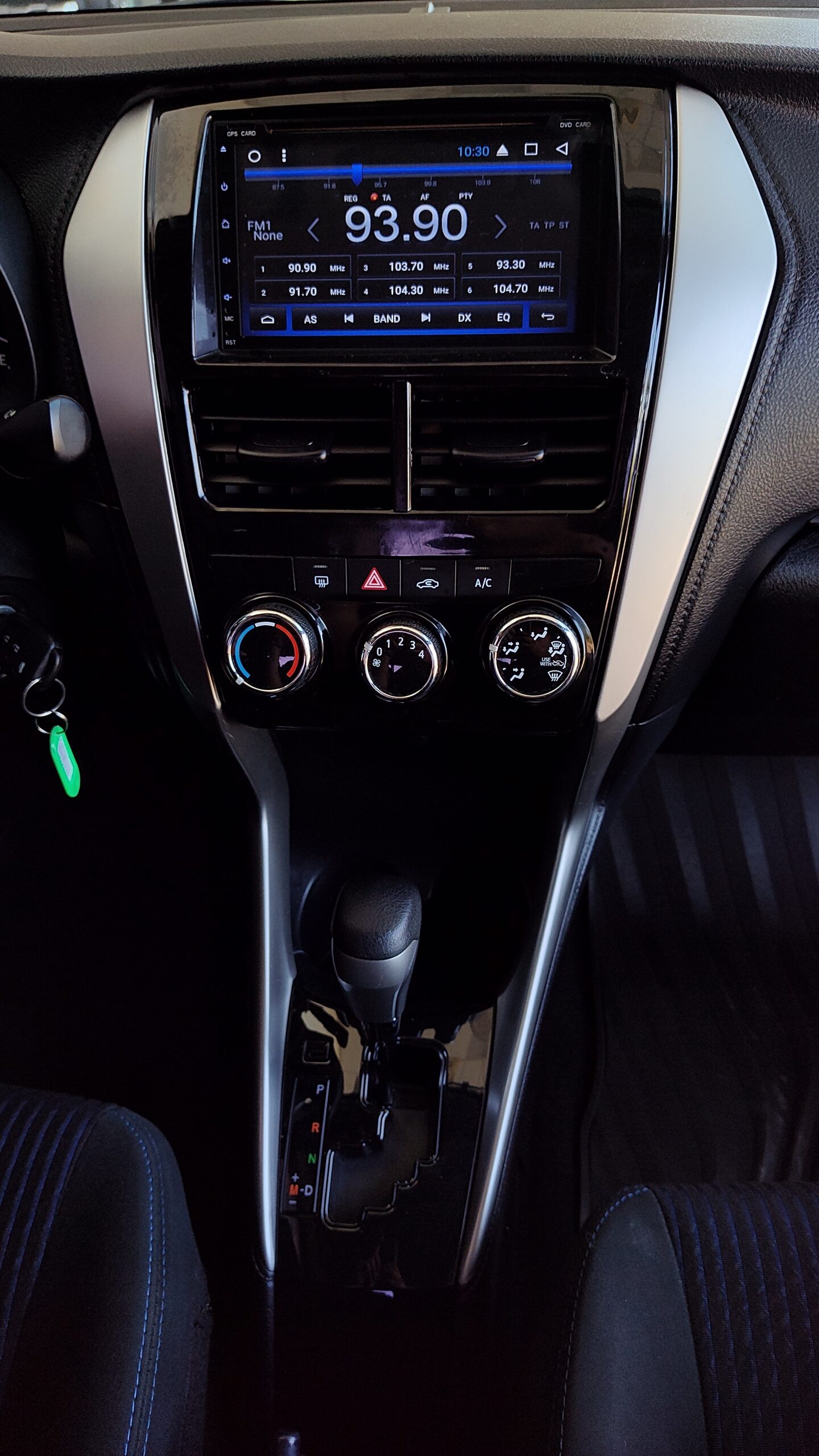 Toyota Yaris - 1.5 16V FLEX SEDAN XL MULTIDRIVE