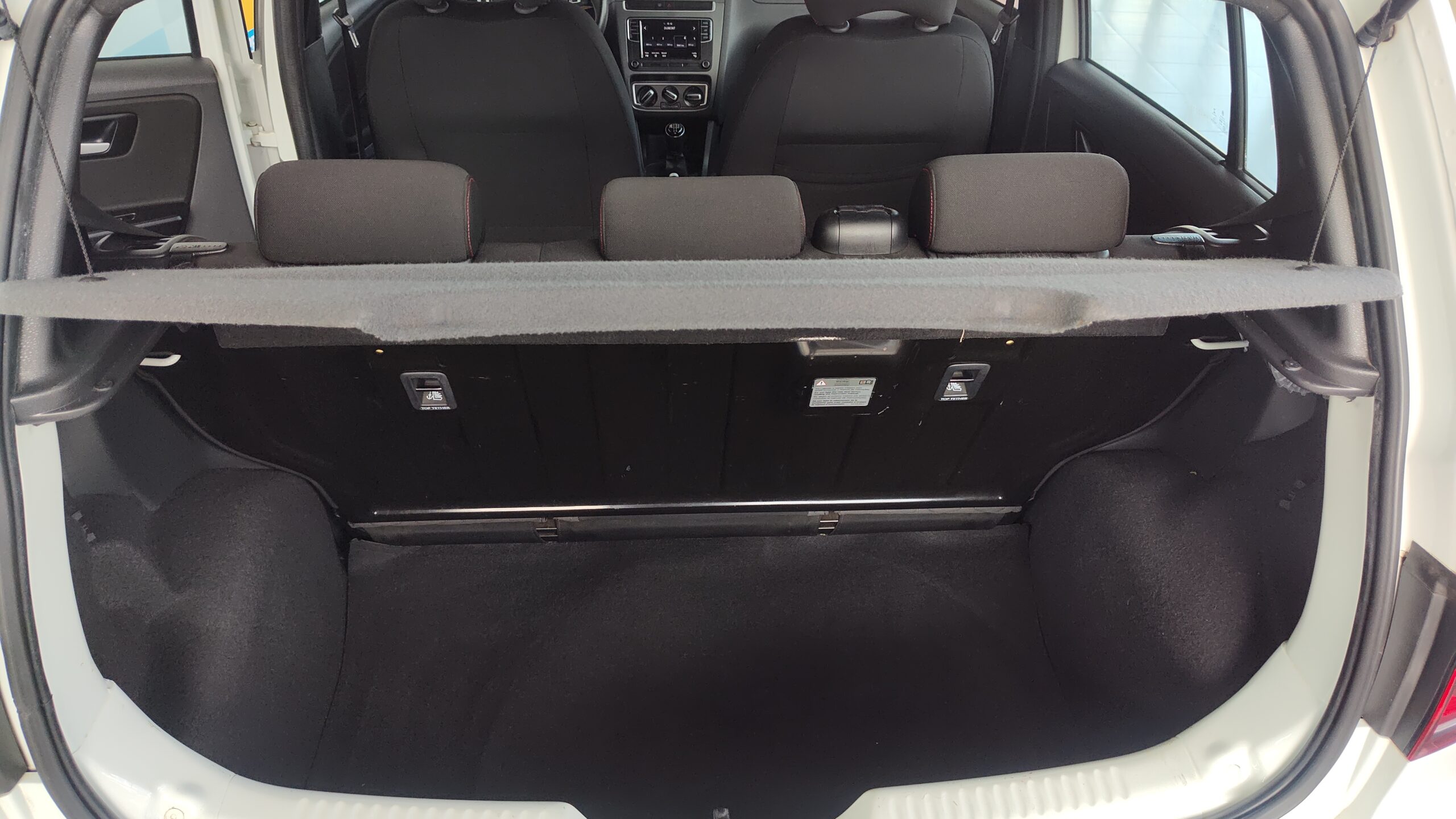 Volkswagen Fox - 1.6 MSI TOTAL FLEX XTREME 4P MANUAL