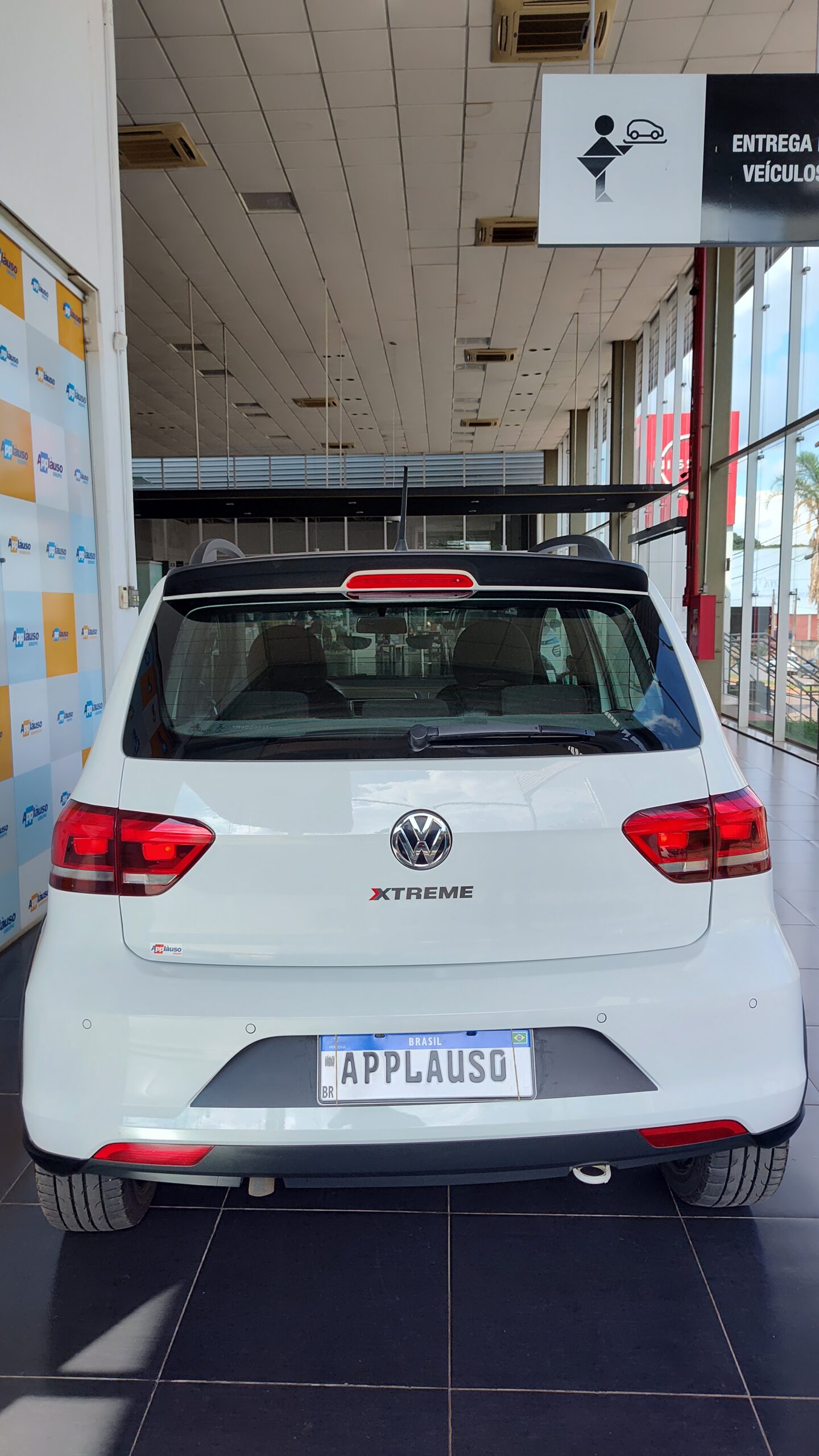 Volkswagen Fox - 1.6 MSI TOTAL FLEX XTREME 4P MANUAL