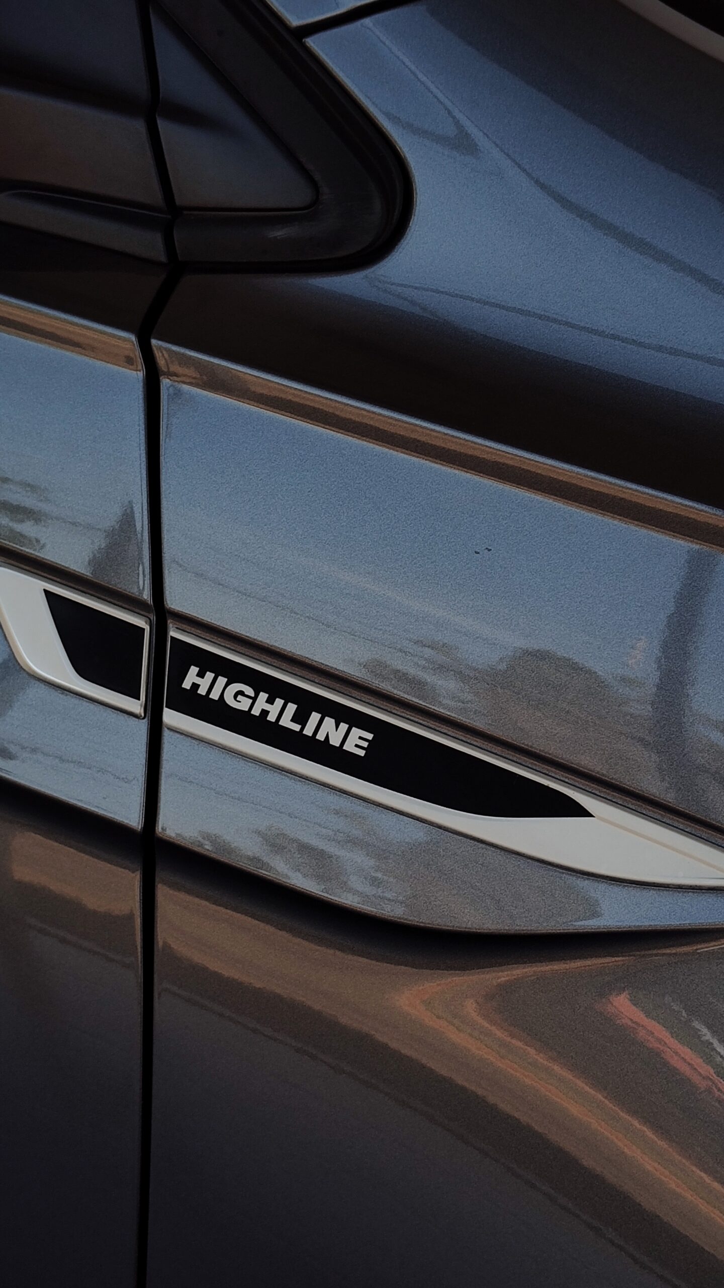 Volkswagen Virtus - 1.0 200 TSI HIGHLINE AUTOMÁTICO