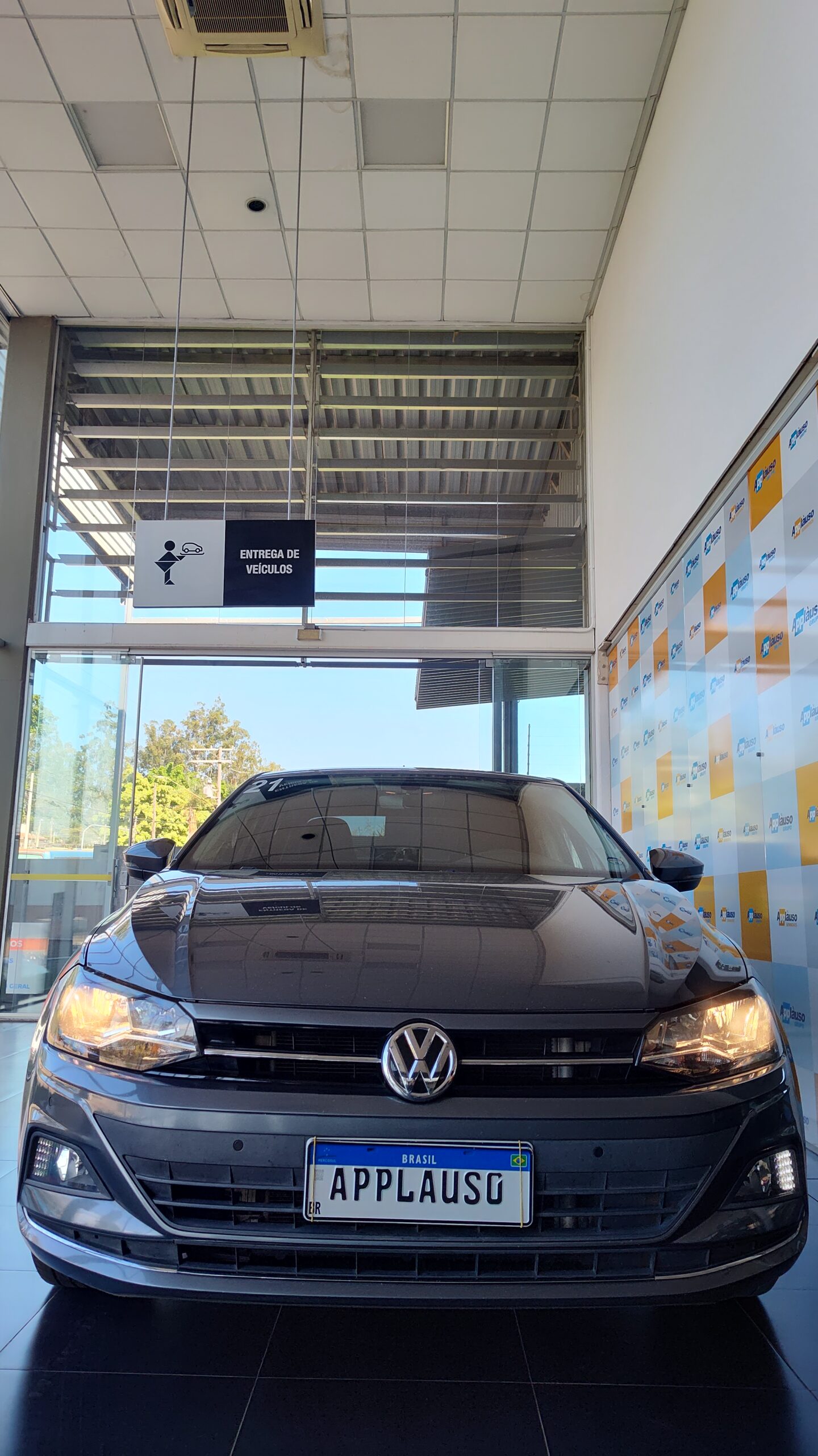 Volkswagen Virtus - 1.0 200 TSI HIGHLINE AUTOMÁTICO