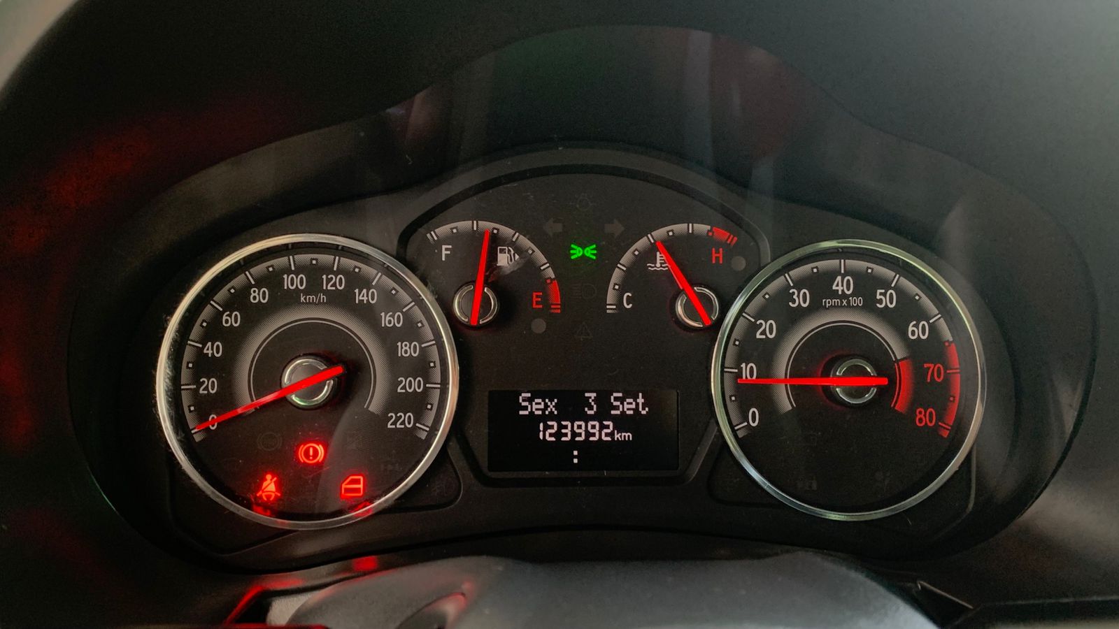 Fiat Grand Siena - 1.4 MPI 8V FLEX 4P MANUAL