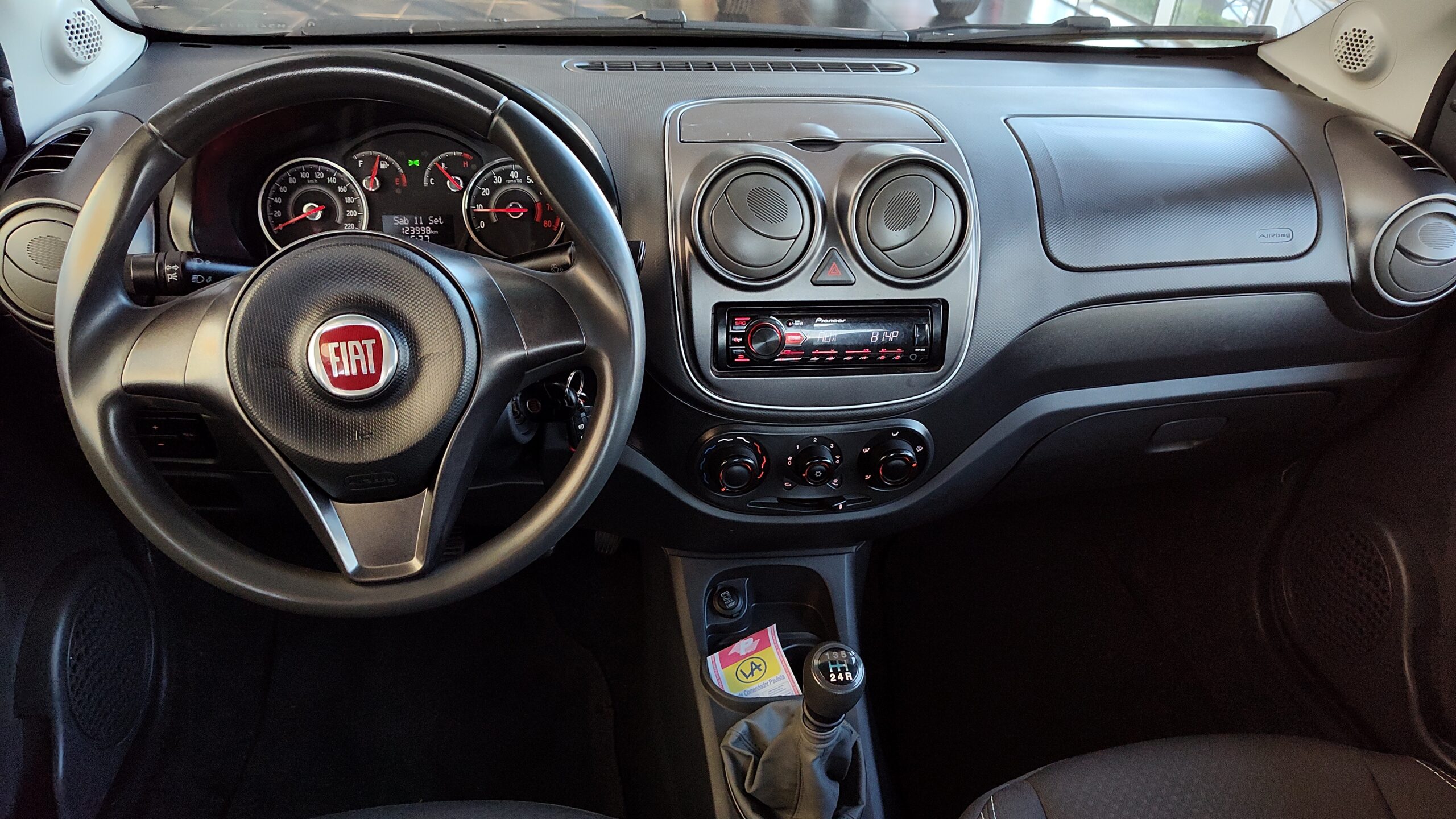 Fiat Grand Siena - 1.4 MPI 8V FLEX 4P MANUAL