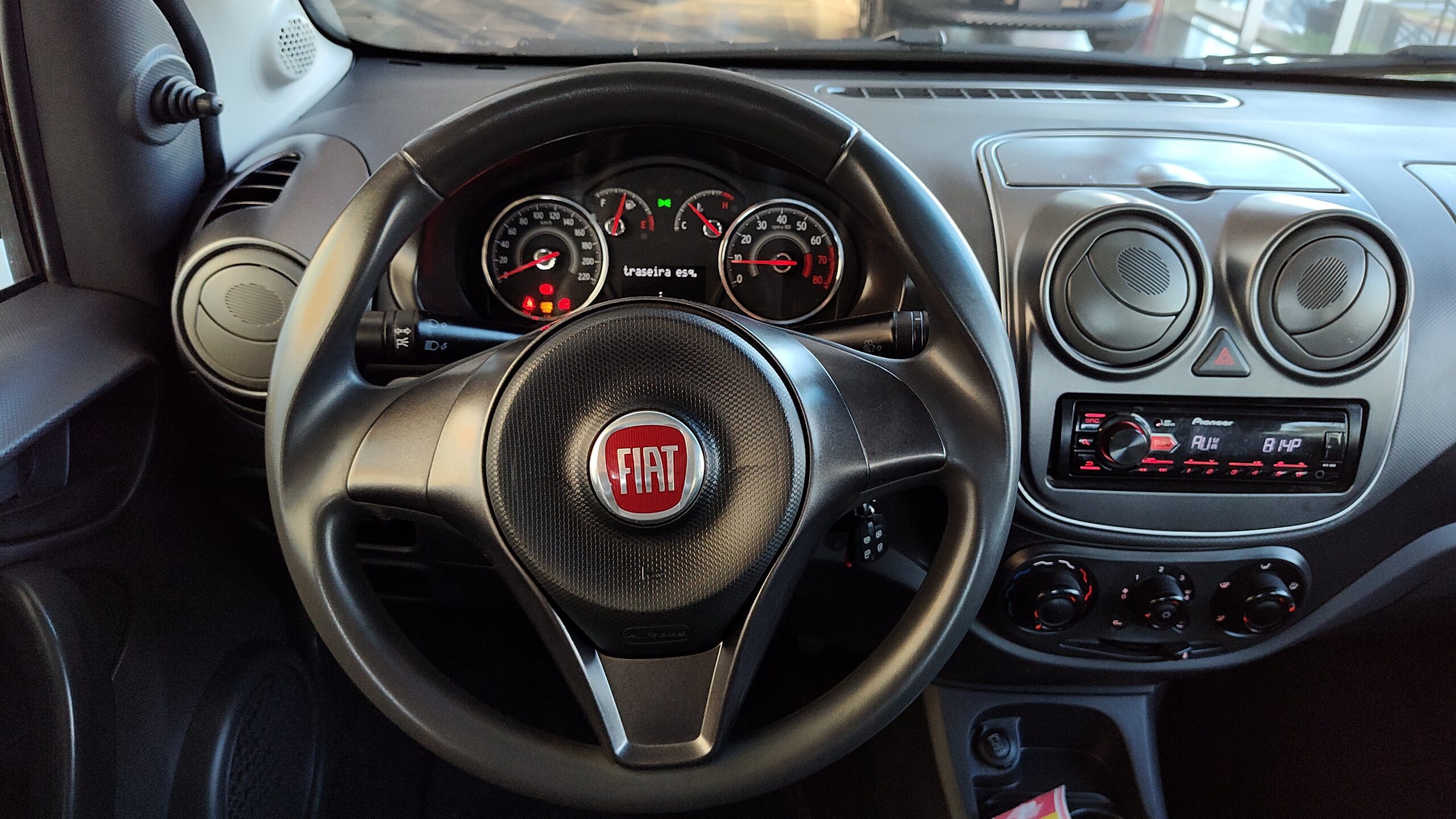 Fiat Grand Siena - 1.4 MPI 8V FLEX 4P MANUAL