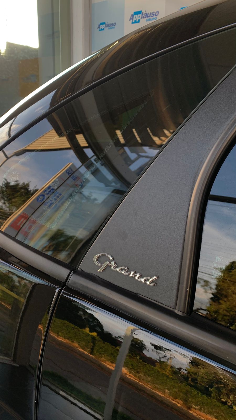 Fiat Grand Siena - 1.4 MPI 8V FLEX 4P MANUAL