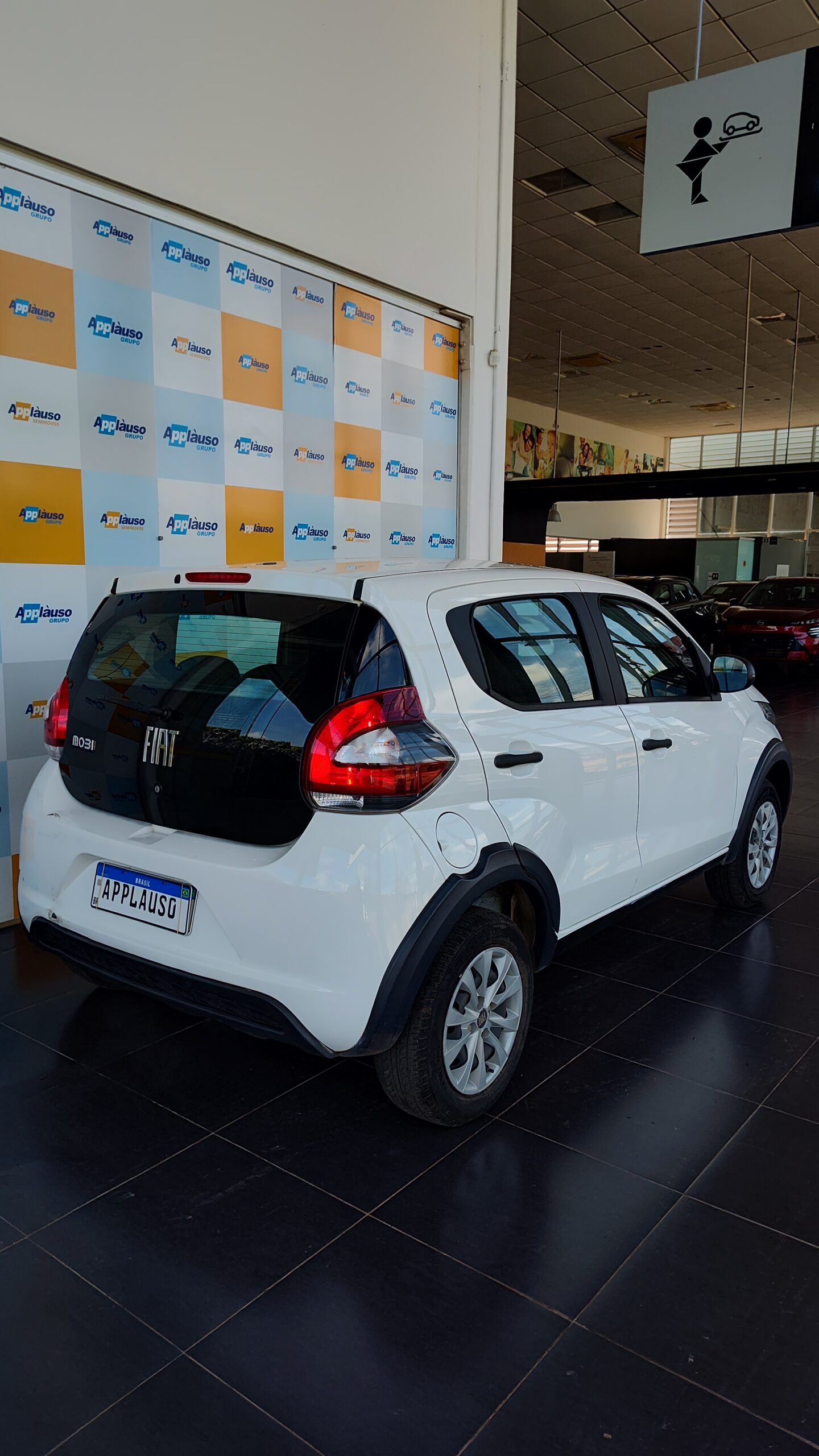 Fiat Mobi - 1.0 EVO FLEX LIKE. MANUAL