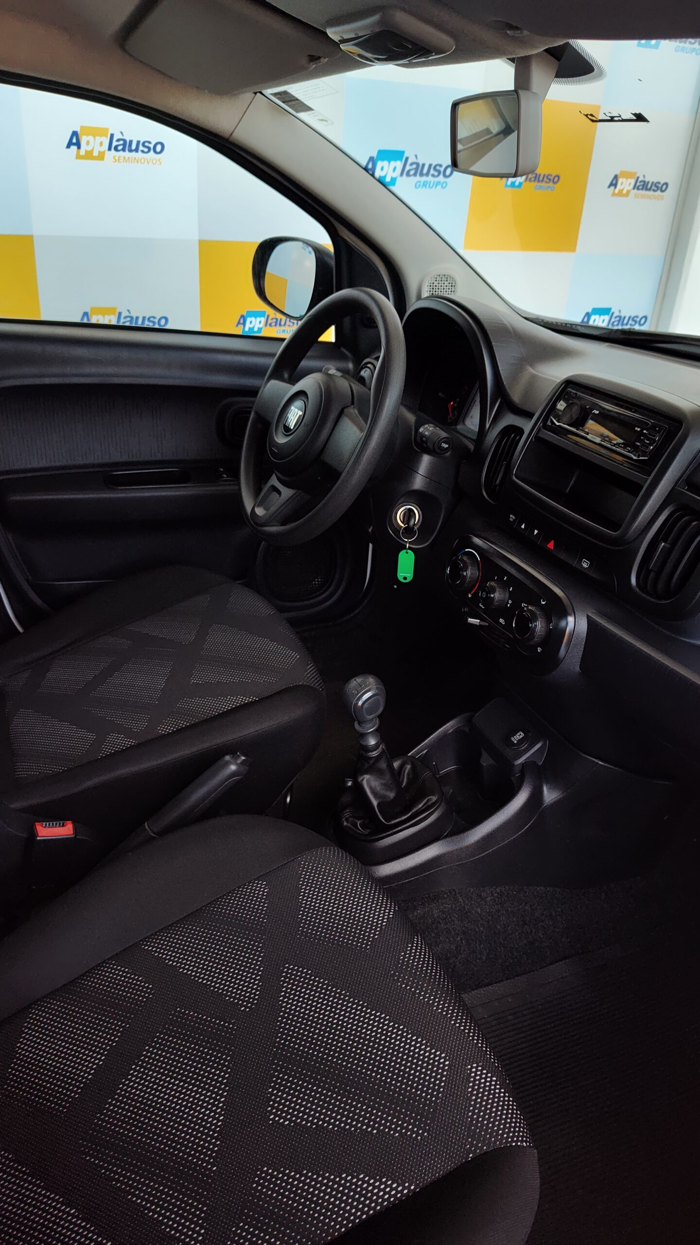 Fiat Mobi - 1.0 EVO FLEX LIKE. MANUAL