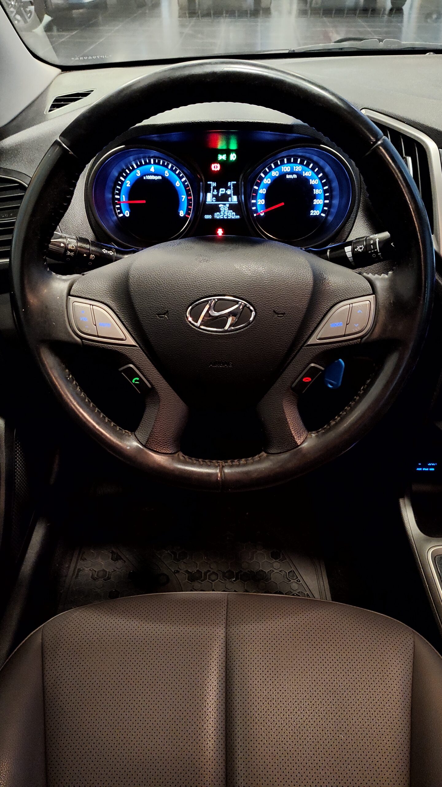 Hyundai Hb20s - 1.6 PREMIUM 16V FLEX 4P AUTOMÁTICO