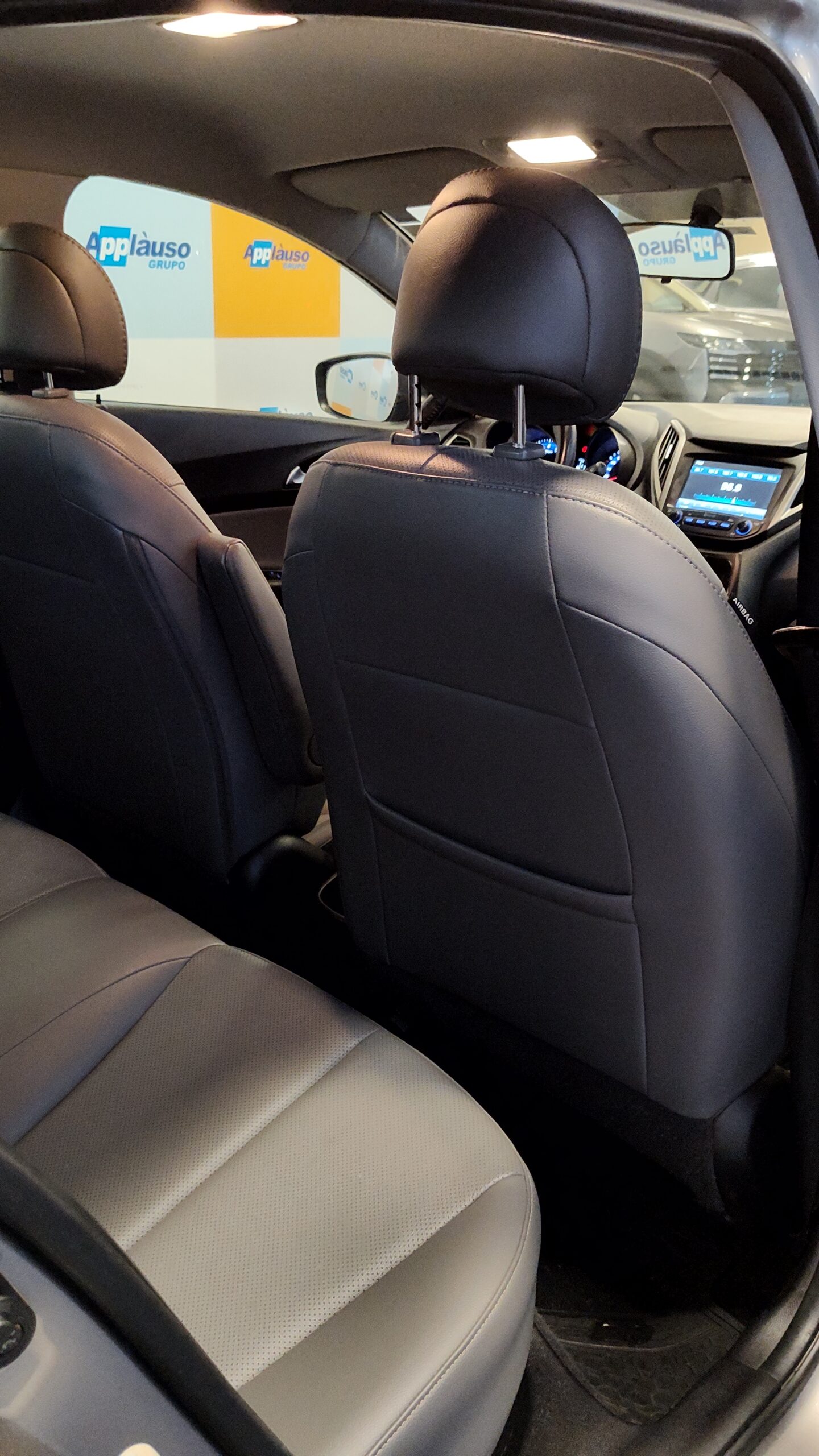 Hyundai Hb20s - 1.6 PREMIUM 16V FLEX 4P AUTOMÁTICO