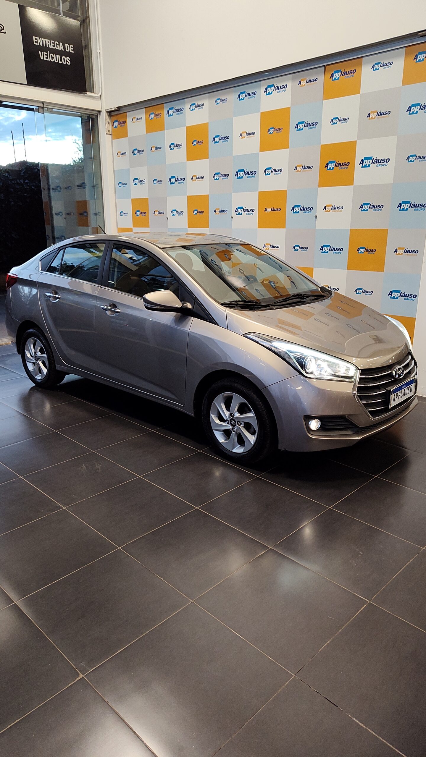 Hyundai Hb20s - 1.6 PREMIUM 16V FLEX 4P AUTOMÁTICO