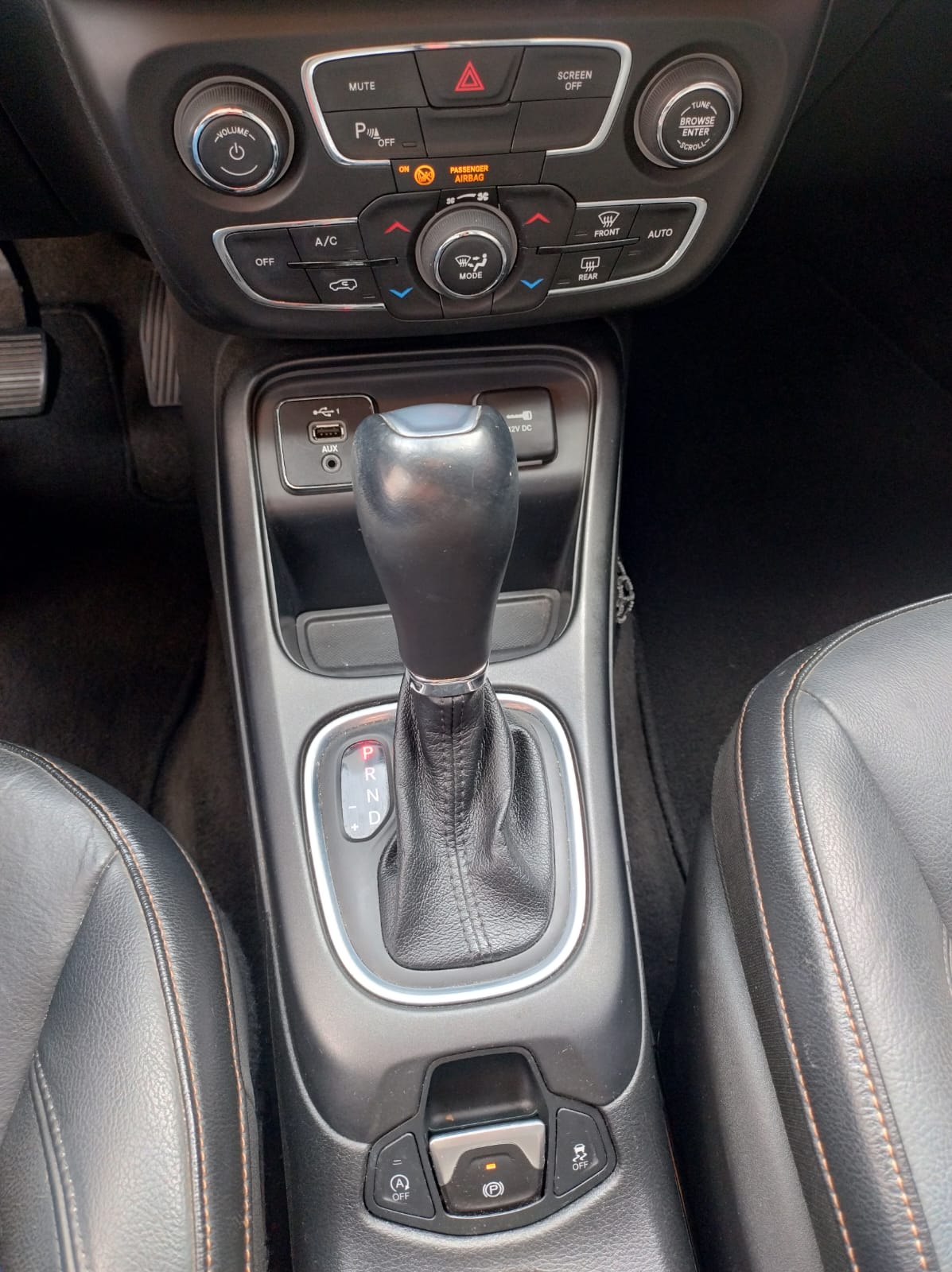Jeep Compass - 2.0 16V DIESEL LONGITUDE 4X4 AUTOMÁTICO