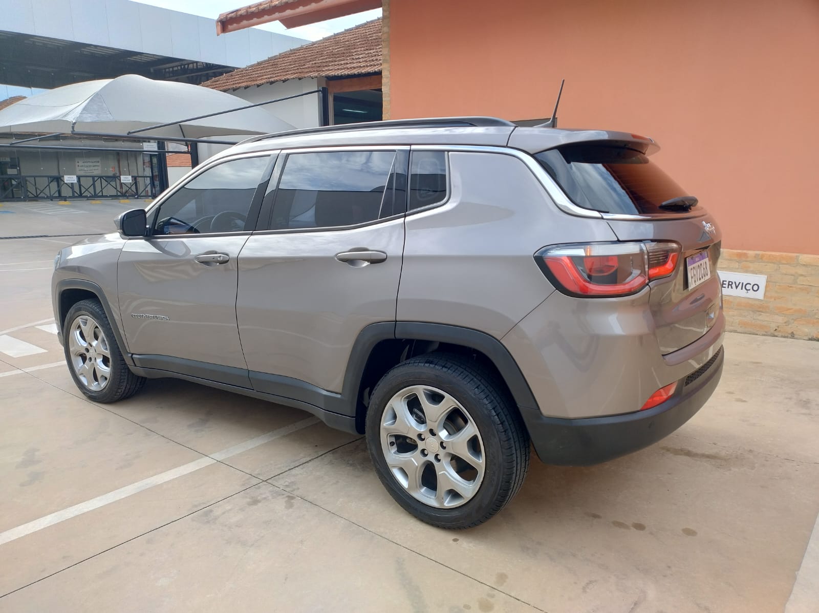 Jeep Compass - 2.0 16V DIESEL LONGITUDE 4X4 AUTOMÁTICO