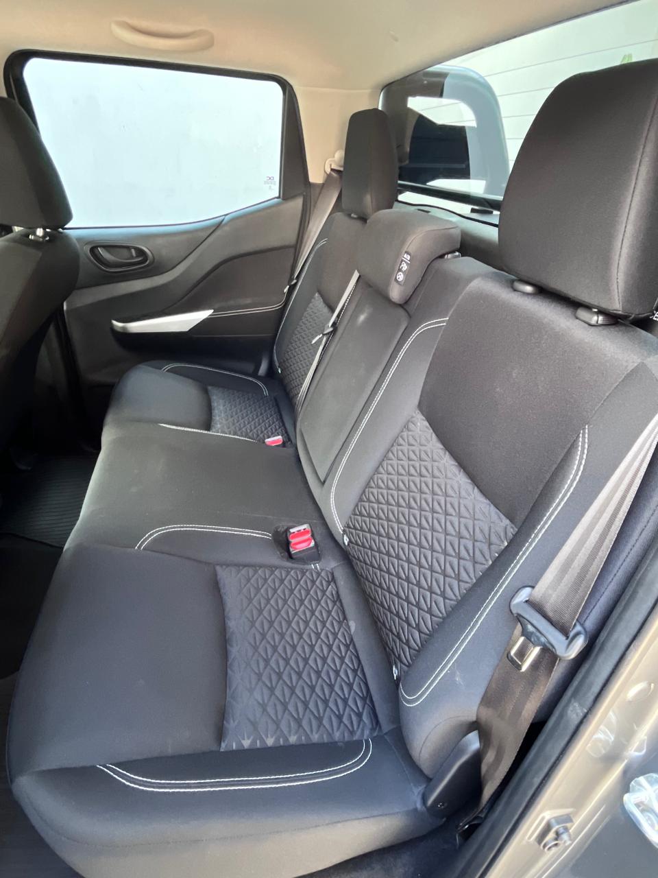 Nissan Frontier - 2.3 16V TURBO DIESEL ATTACK CD 4X4 AUTOMÁTICO