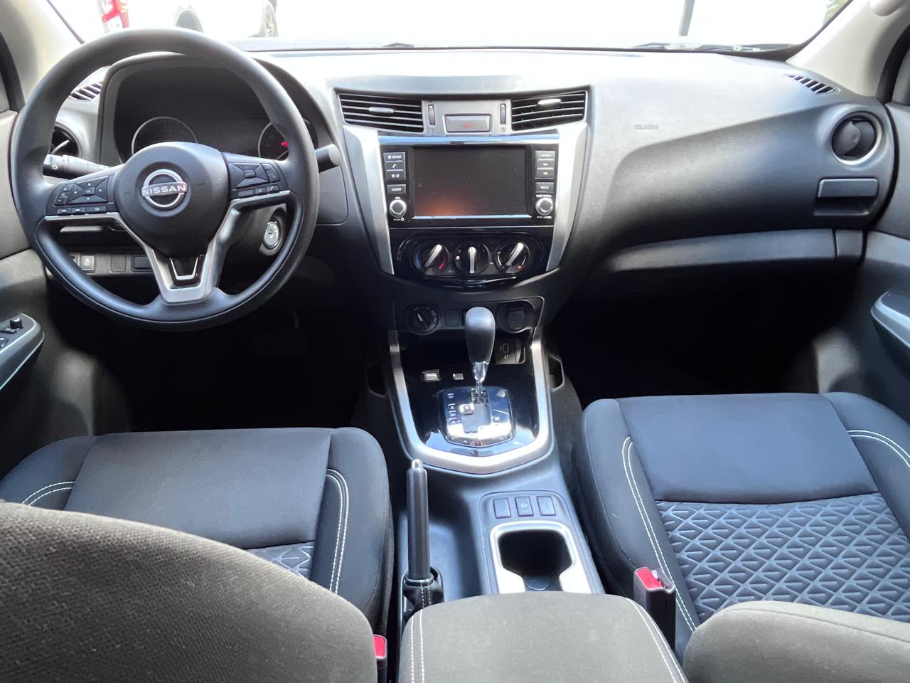 Nissan Frontier - 2.3 16V TURBO DIESEL ATTACK CD 4X4 AUTOMÁTICO