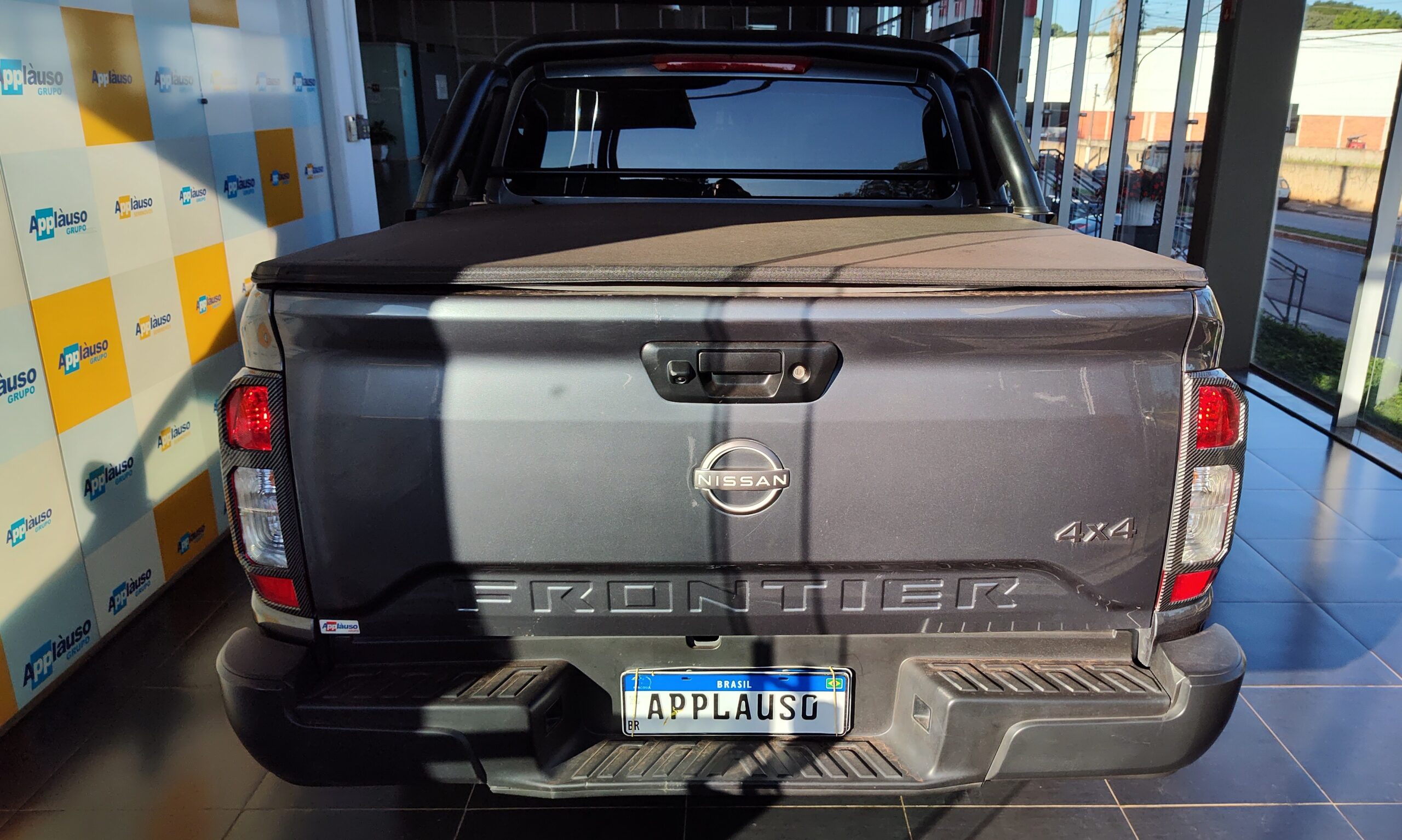 Nissan Frontier - 2.3 16V TURBO DIESEL ATTACK CD 4X4 AUTOMÁTICO
