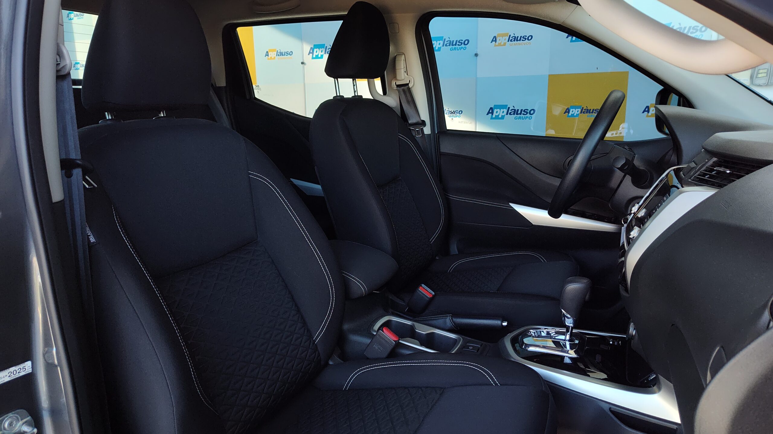 Nissan Frontier - 2.3 16V TURBO DIESEL ATTACK CD 4X4 AUTOMÁTICO