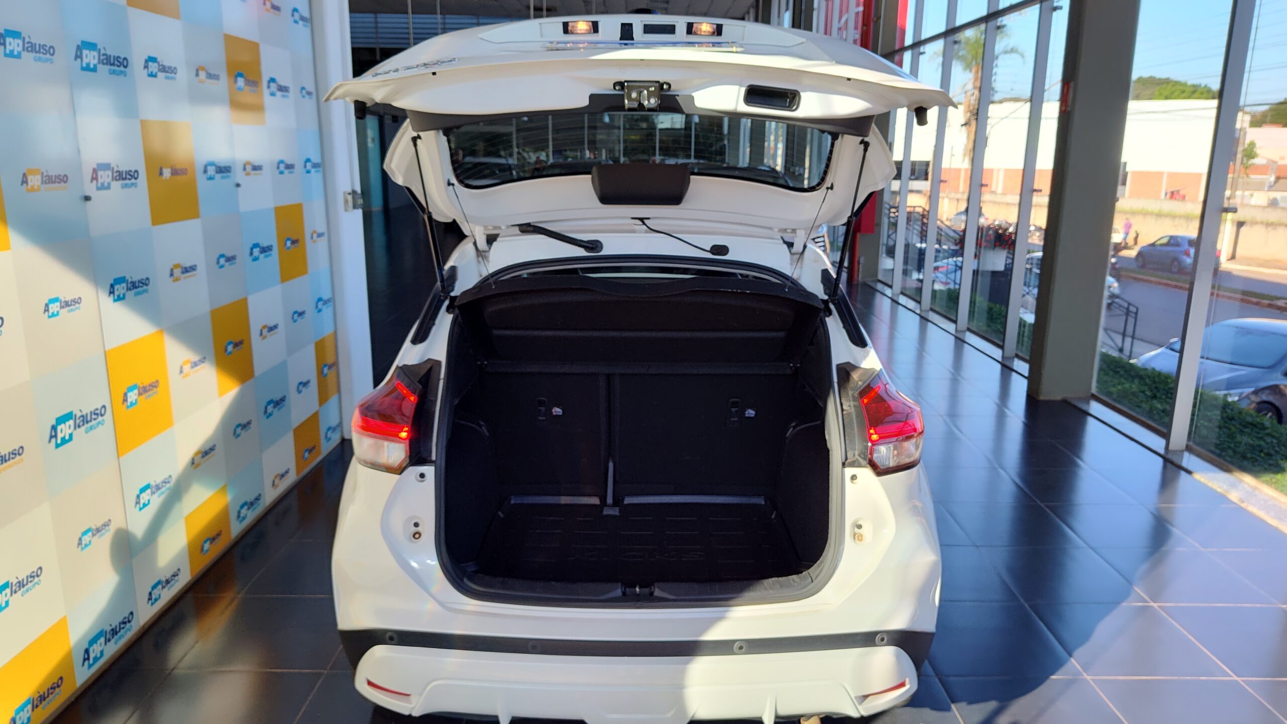 Nissan Kicks - 1.6 16V FLEXSTART ADVANCE XTRONIC
