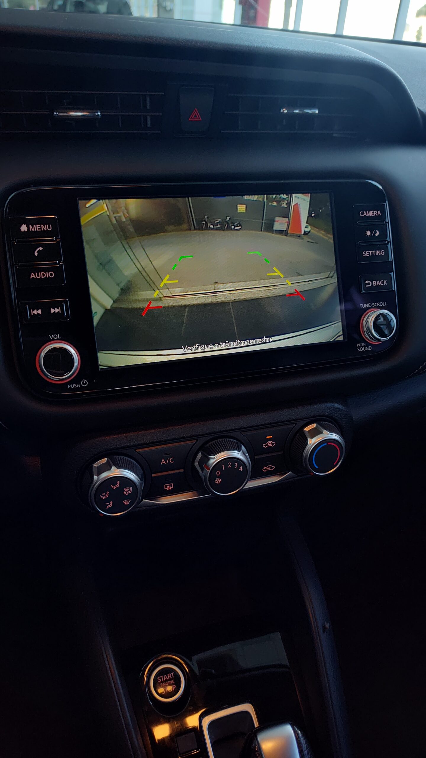 Nissan Kicks - 1.6 16V FLEXSTART ADVANCE XTRONIC