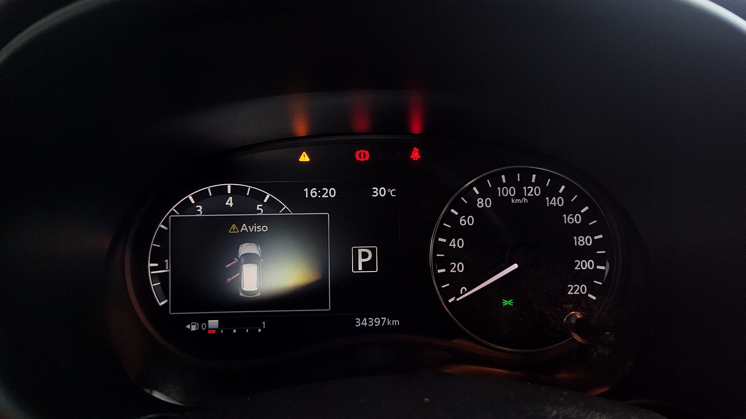 Nissan Kicks - 1.6 16V FLEXSTART ADVANCE XTRONIC