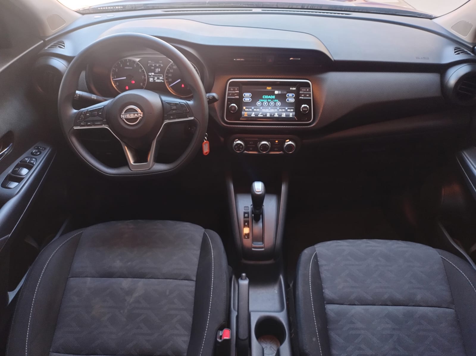 Nissan Kicks - 1.6 16V FLEXSTART SENSE XTRONIC