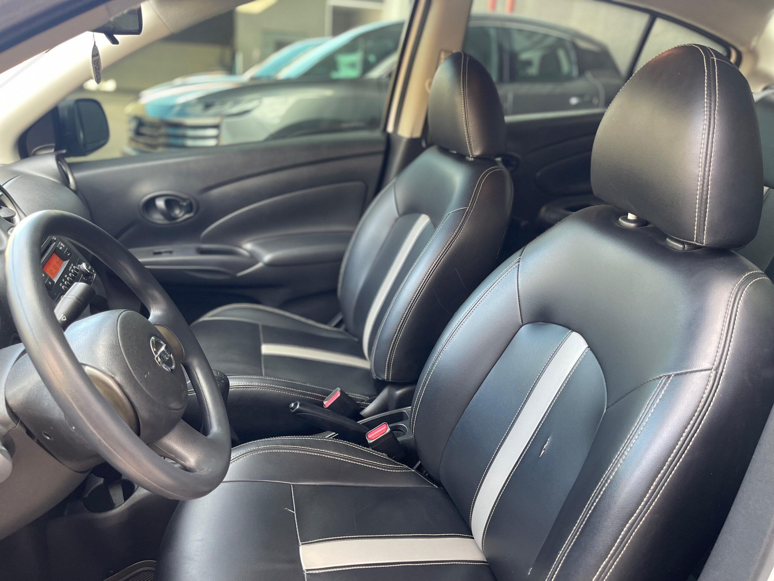 Nissan Versa - 1.6 16V FLEX SL 4P MANUAL