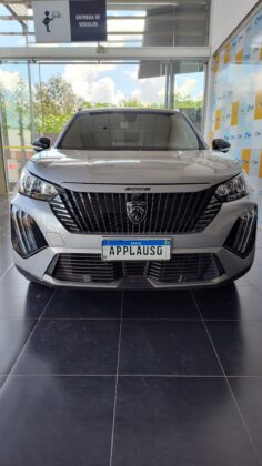 Peugeot 2008 – 1.0 TURBO 200 FLEX ALLURE CVT