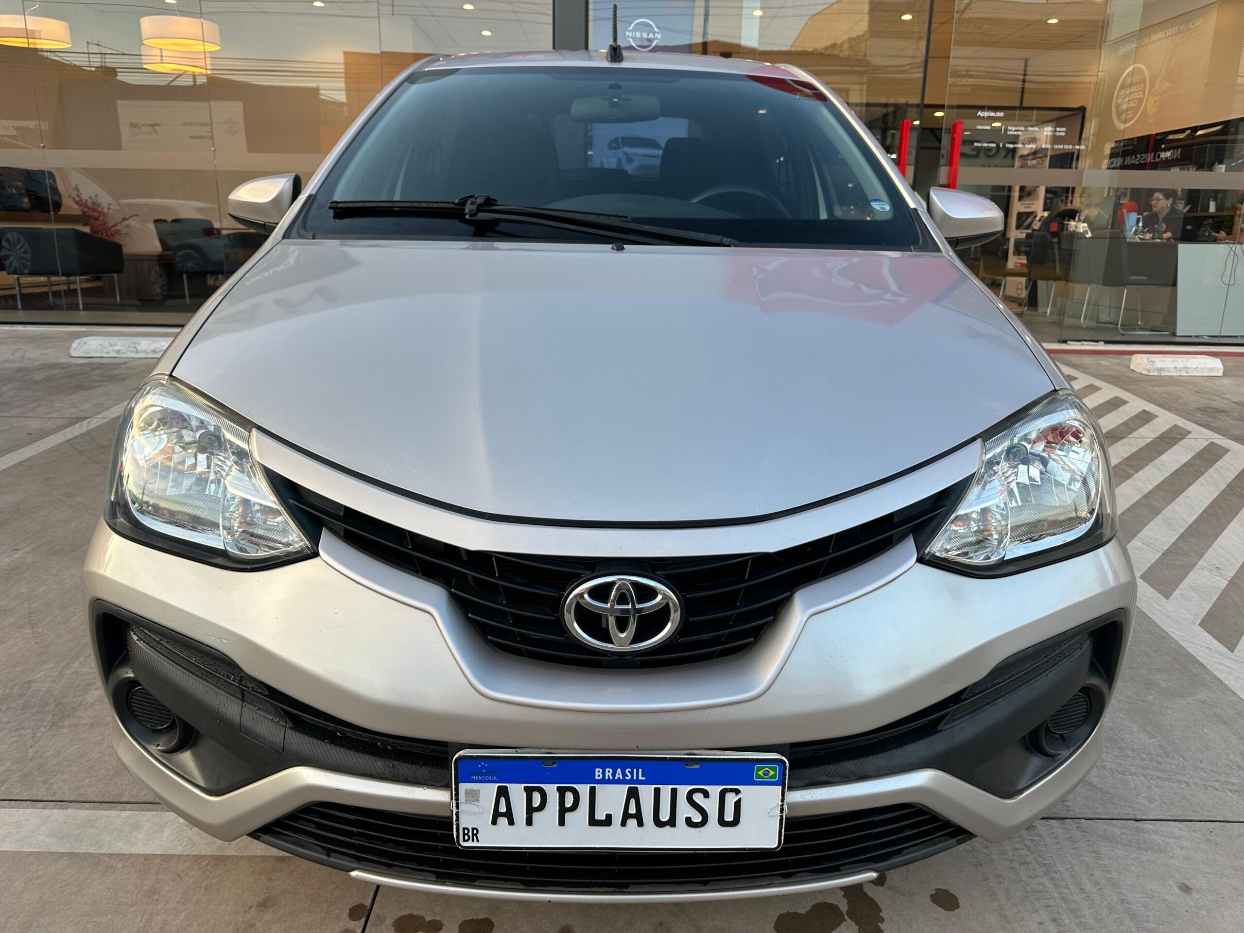 Toyota Etios - 1.3 X 16V FLEX 4P MANUAL