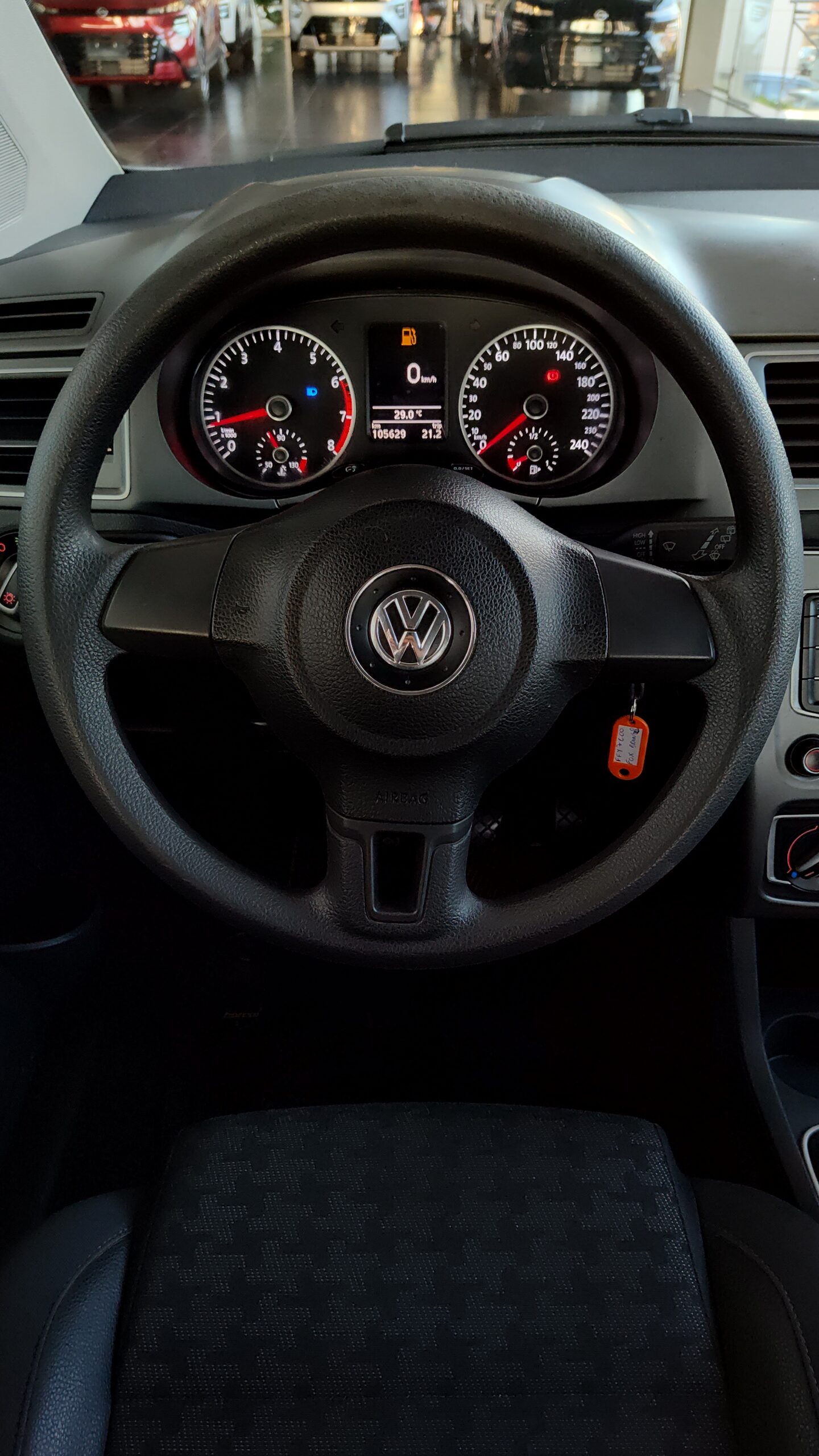 Volkswagen Fox - 1.6 MSI COMFORTLINE 8V FLEX 4P MANUAL