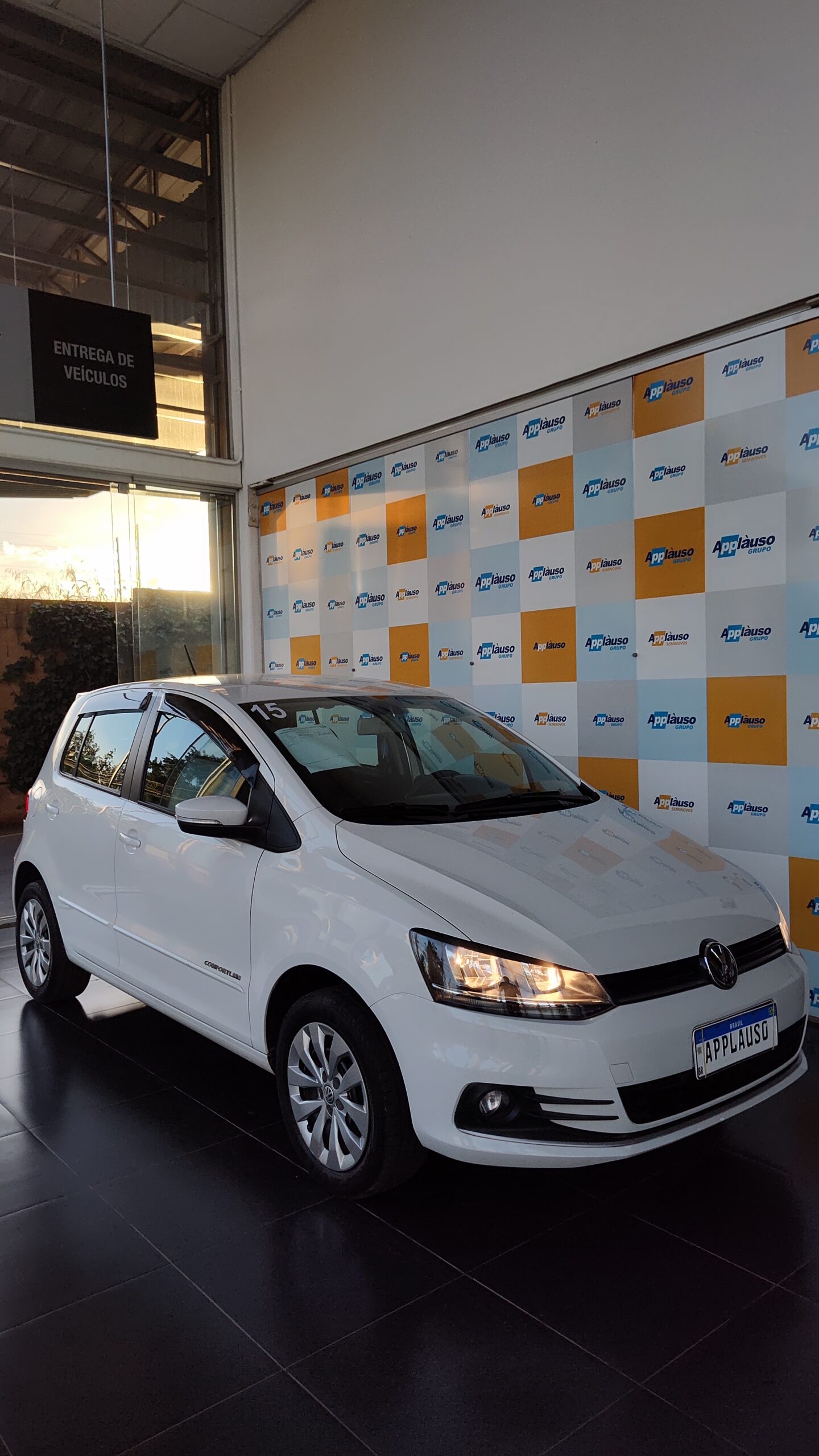 Volkswagen Fox - 1.6 MSI COMFORTLINE 8V FLEX 4P MANUAL