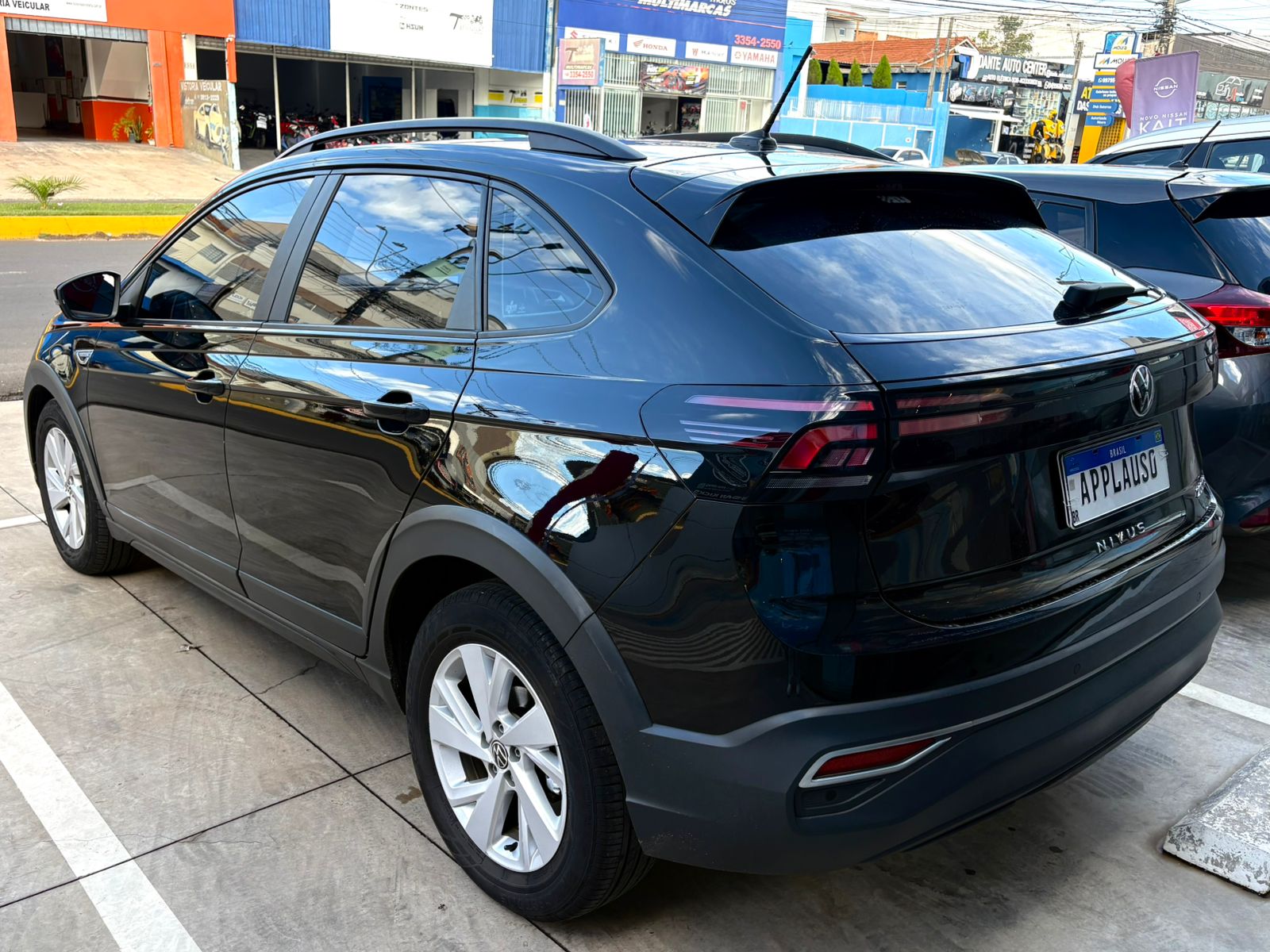 Volkswagen Nivus - 1.0 200 TSI TOTAL FLEX COMFORTLINE AUTOMÁTICO