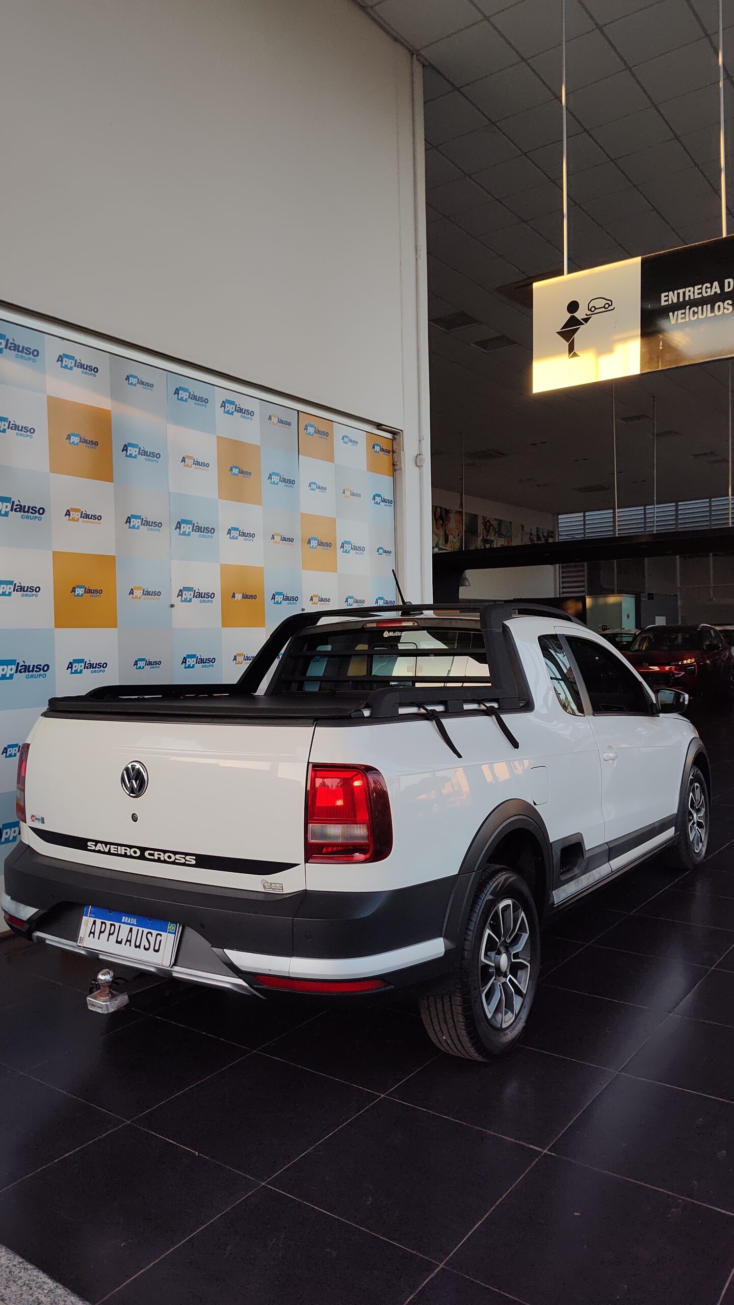 Volkswagen Saveiro - 1.6 CROSS CE 16V FLEX 2P MANUAL