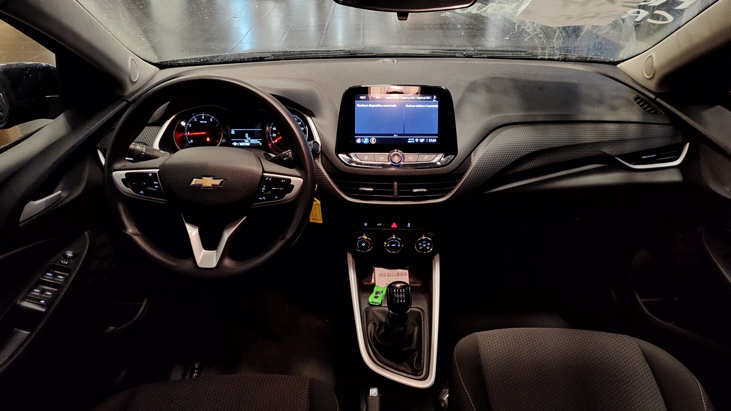 Chevrolet Onix - 1.0 FLEX LT MANUAL
