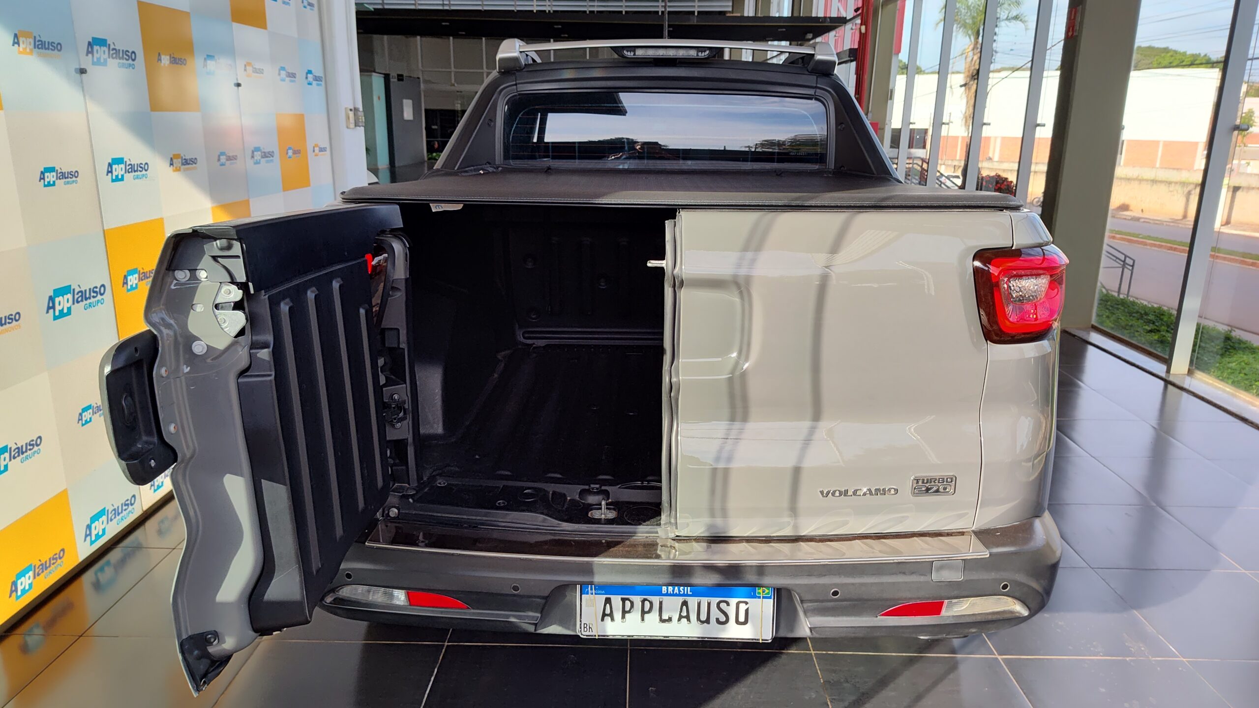 Fiat Toro - 1.3 TURBO 270 FLEX VOLCANO AT6