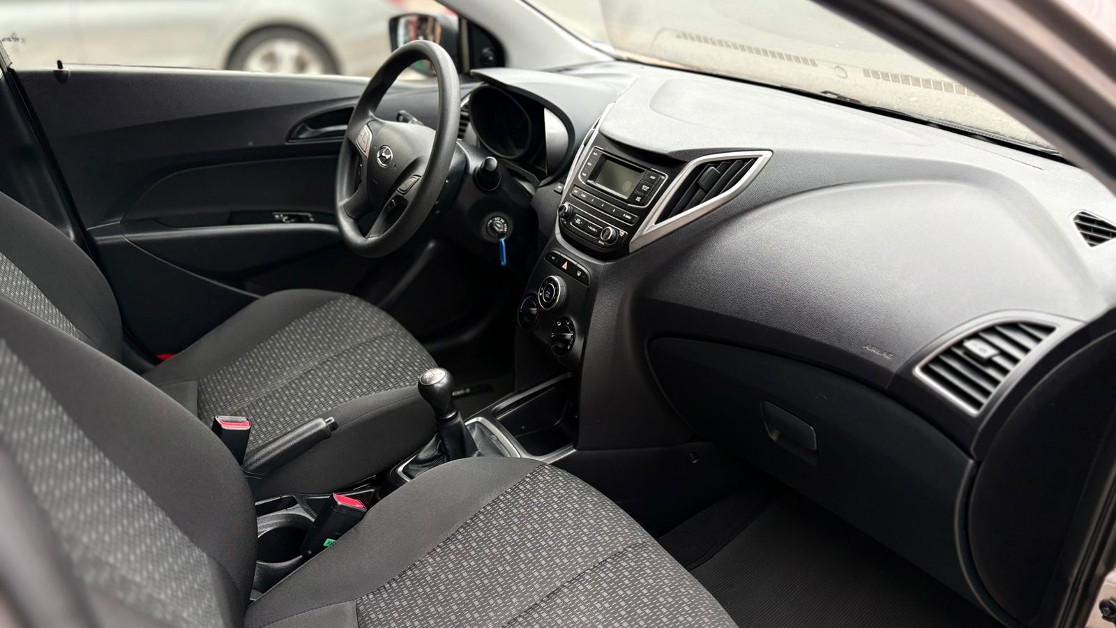 Hyundai Hb20 - 1.0 UNIQUE 12V FLEX 4P MANUAL