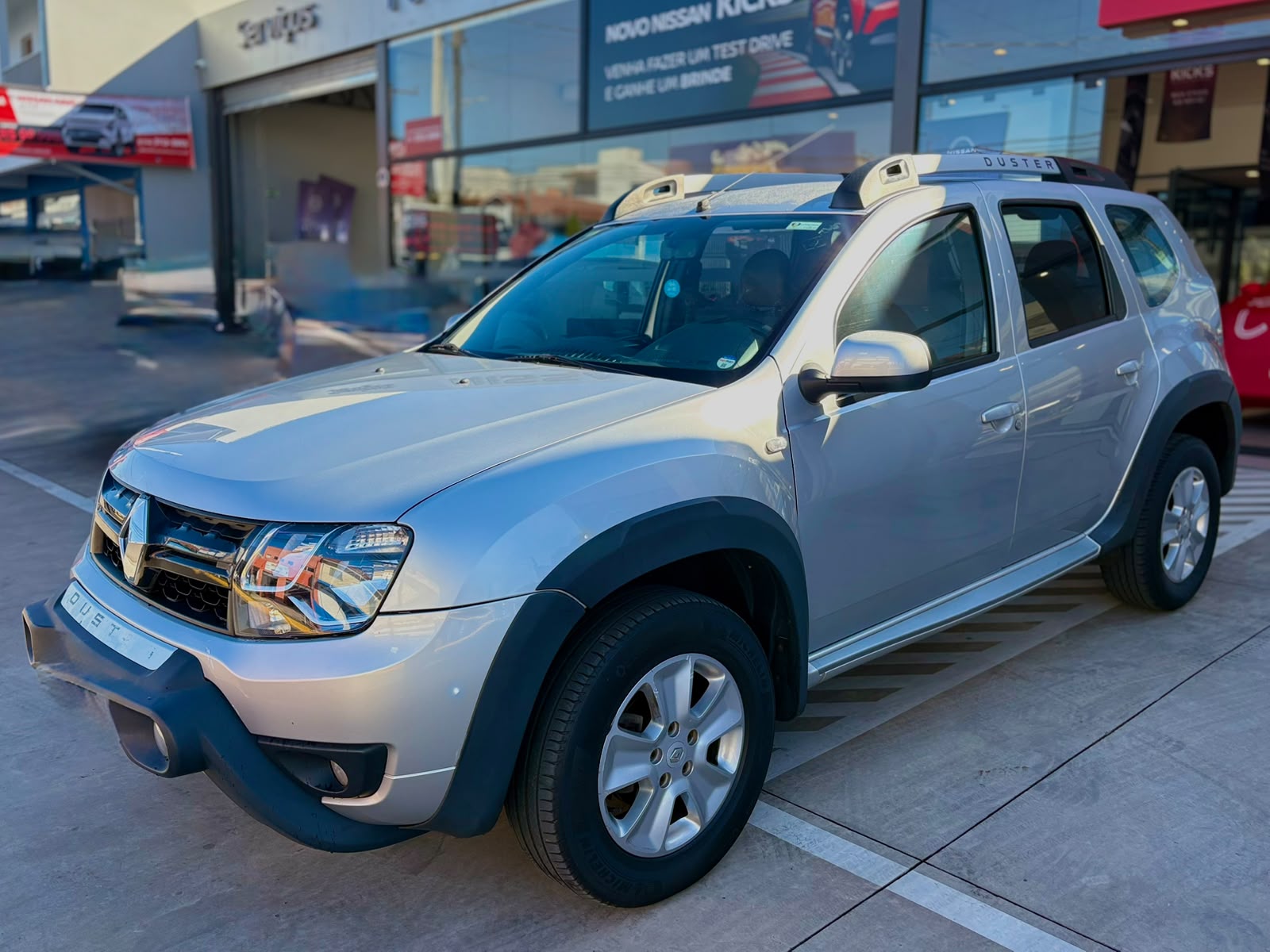Renault Duster - 1.6 DYNAMIQUE 4X2 16V FLEX 4P MANUAL