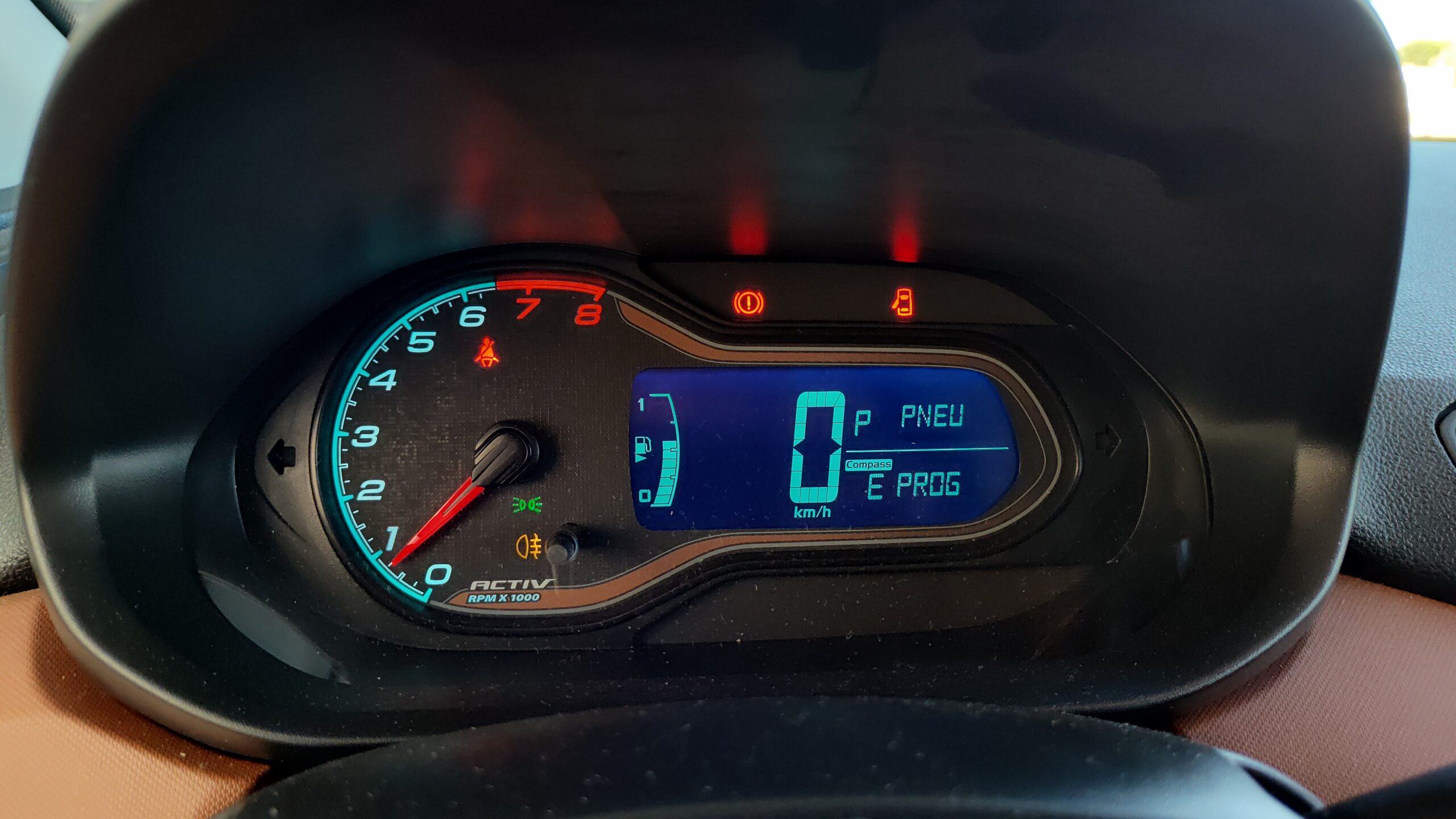 Chevrolet Onix - 1.4 MPFI ACTIV 8V FLEX 4P AUTOMÁTICO