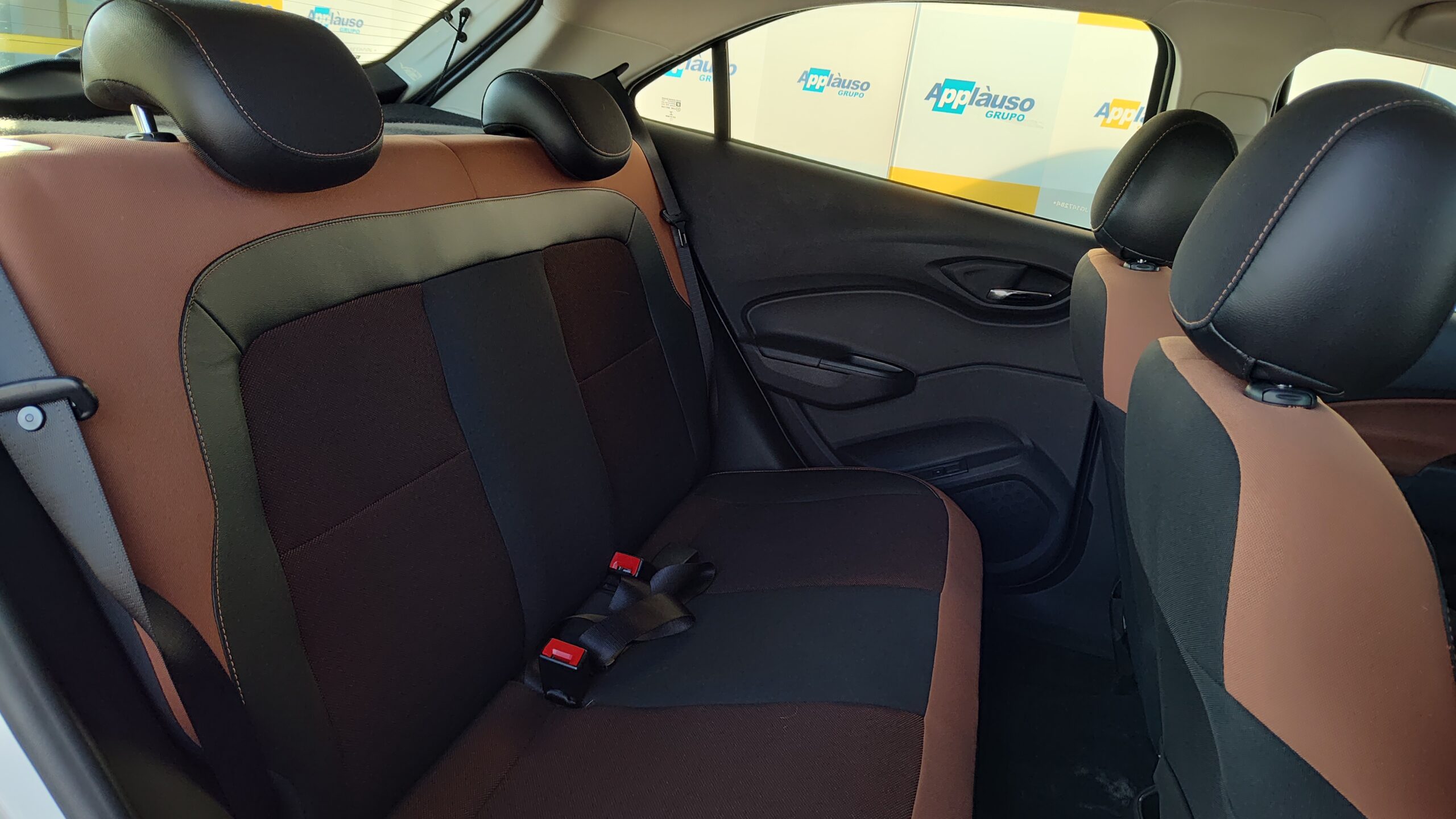 Chevrolet Onix - 1.4 MPFI ACTIV 8V FLEX 4P AUTOMÁTICO