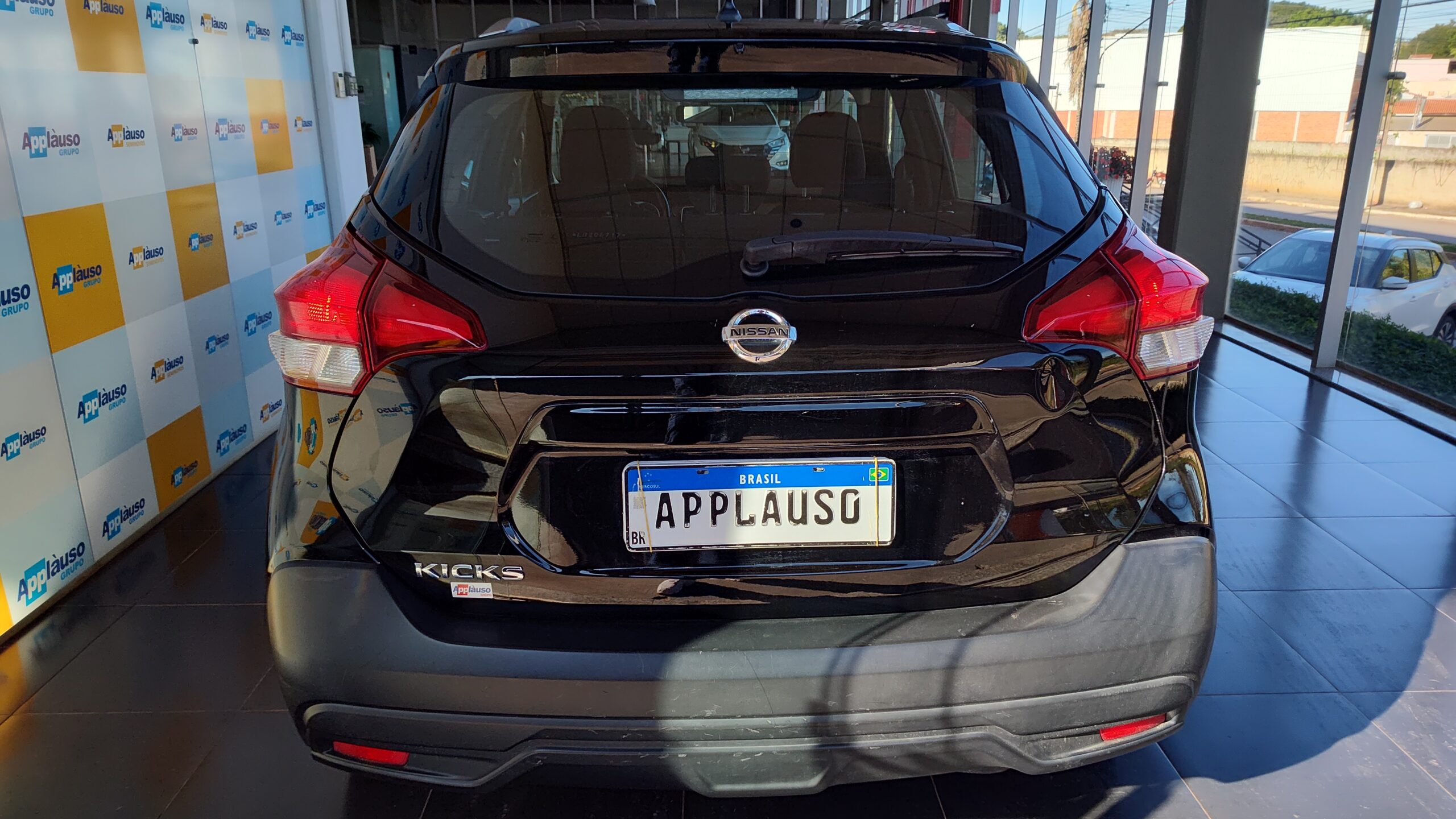Nissan Kicks - 1.6 16V FLEXSTART S DIRECT 4P XTRONIC