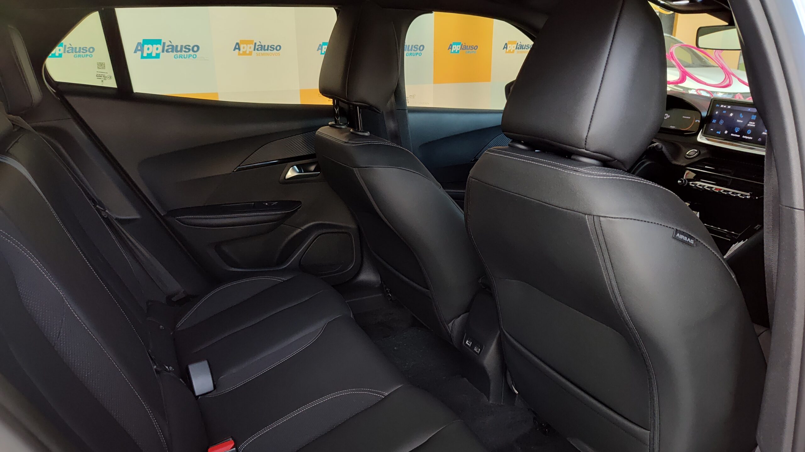 Peugeot 2008 - 1.0 TURBO 200 FLEX ALLURE CVT