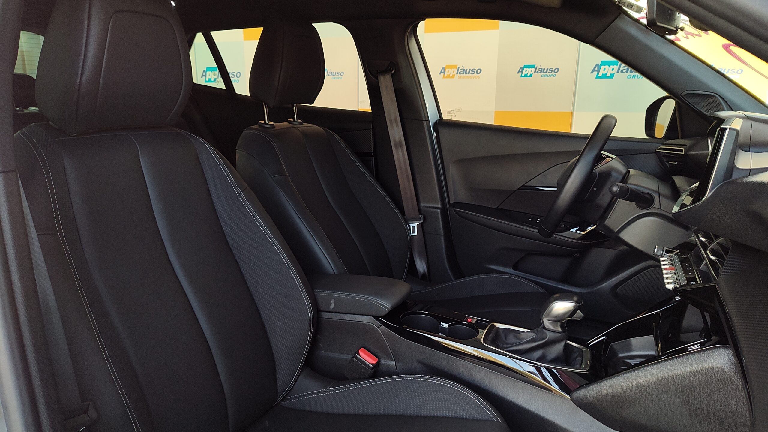 Peugeot 2008 - 1.0 TURBO 200 FLEX ALLURE CVT