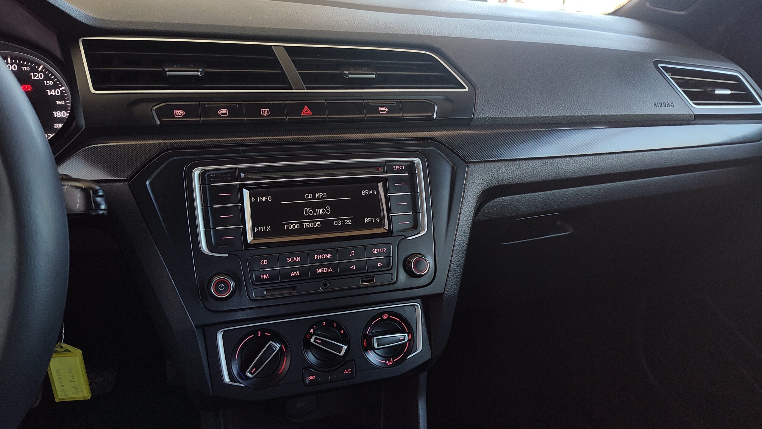 Volkswagen Gol - 1.0 12V MPI TOTALFLEX TRACK 4P MANUAL