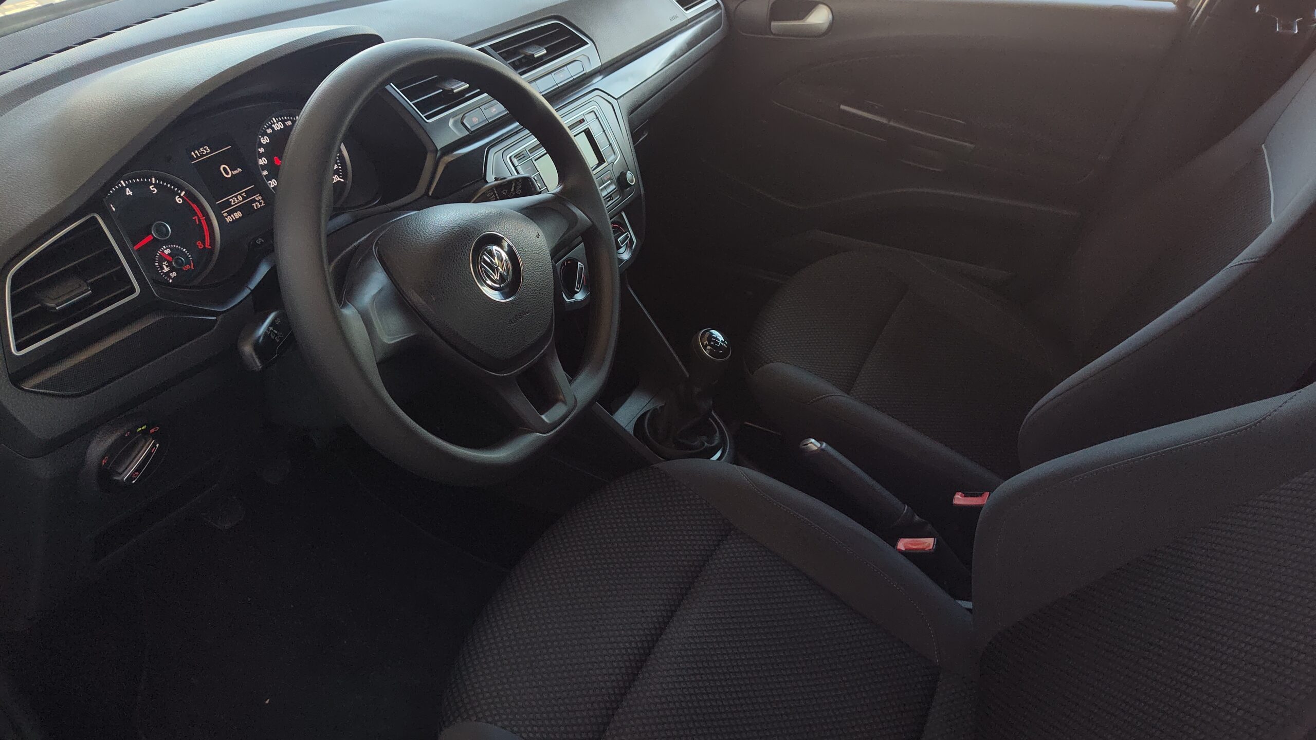 Volkswagen Gol - 1.0 12V MPI TOTALFLEX TRACK 4P MANUAL