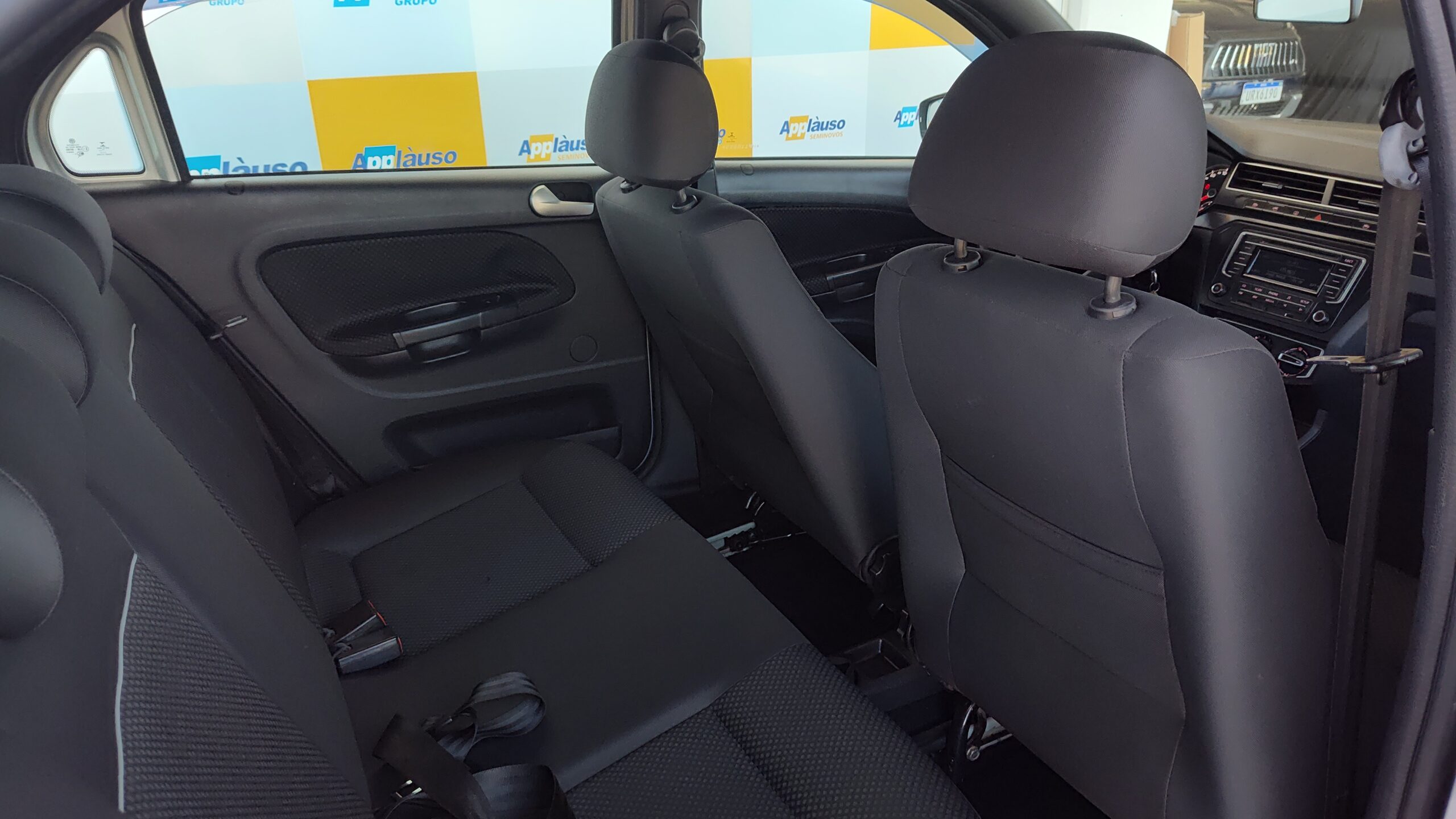Volkswagen Gol - 1.0 12V MPI TOTALFLEX TRACK 4P MANUAL