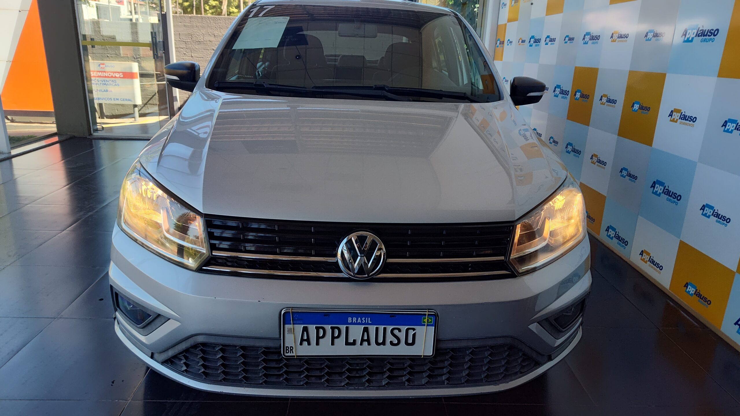 Volkswagen Gol - 1.0 12V MPI TOTALFLEX TRACK 4P MANUAL