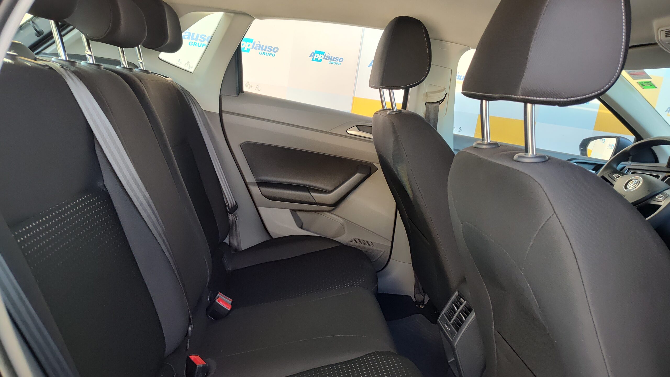 Volkswagen Polo - 1.0 200 TSI COMFORTLINE AUTOMÁTICO